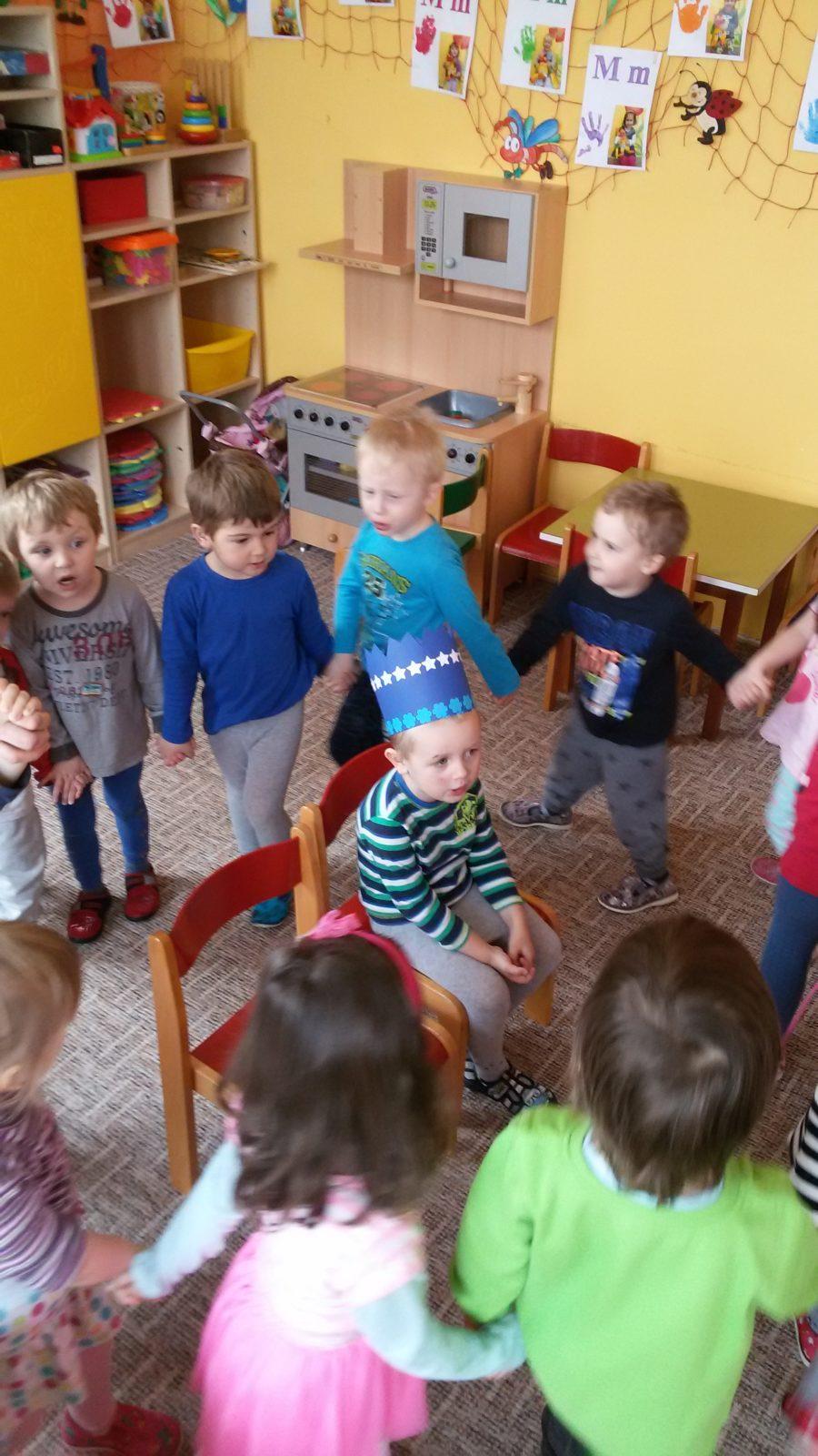 Broučci slaví: Toníček měl narozeniny - 2