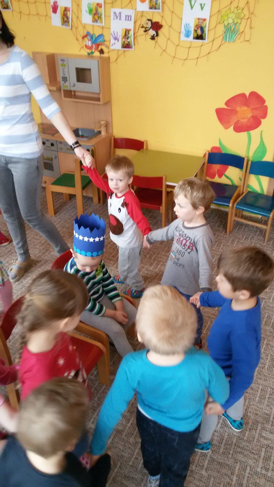 Broučci slaví: Toníček měl narozeniny - 5