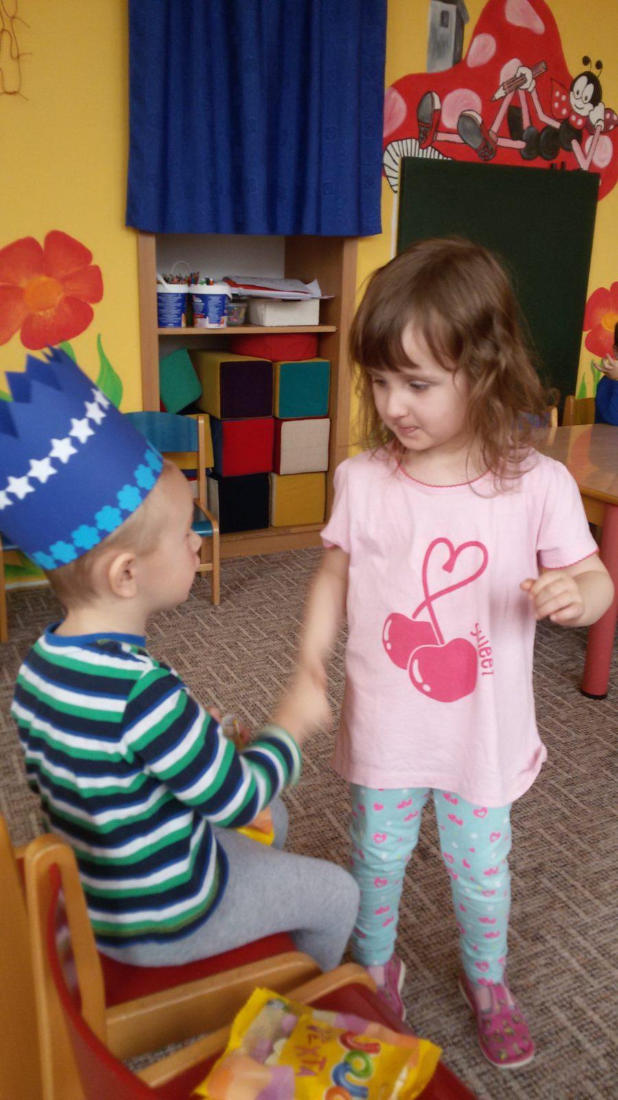 Broučci slaví: Toníček měl narozeniny - 19