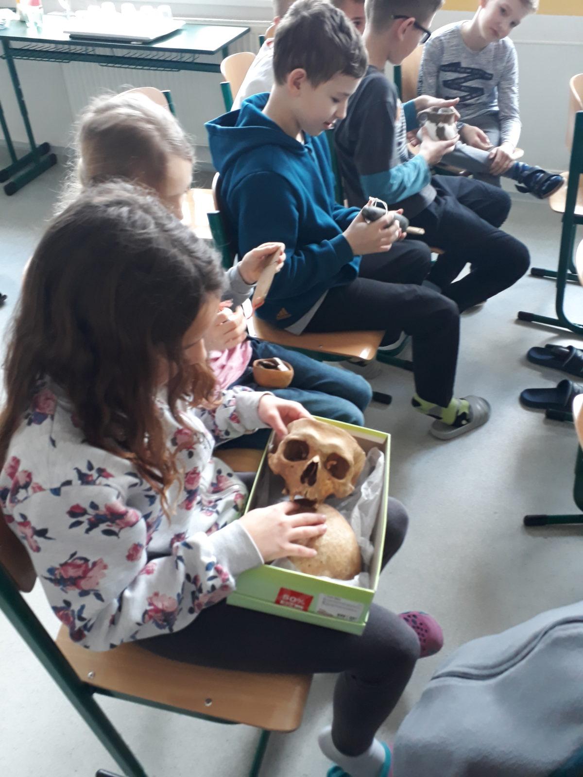 Přednáška o pravěku - 4.A, 4.B třída - 19