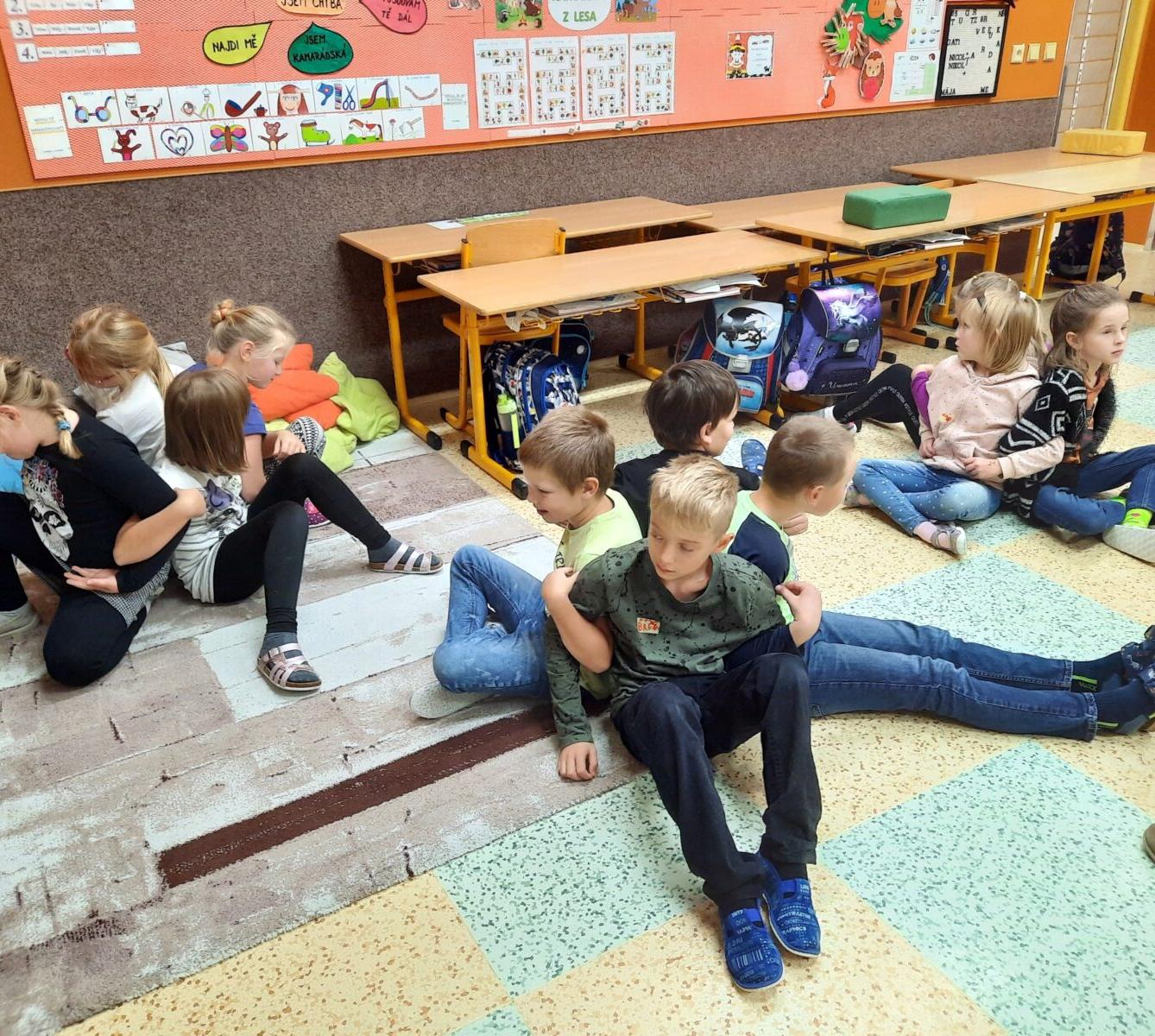 25. 10. Jsme parta - 14