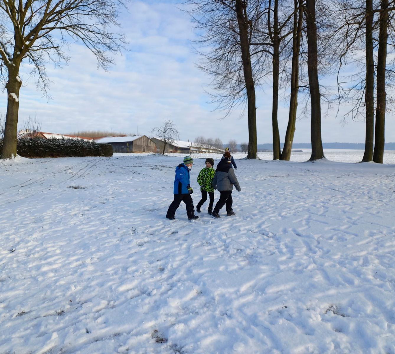 Prvňáčci na sněhu - 5