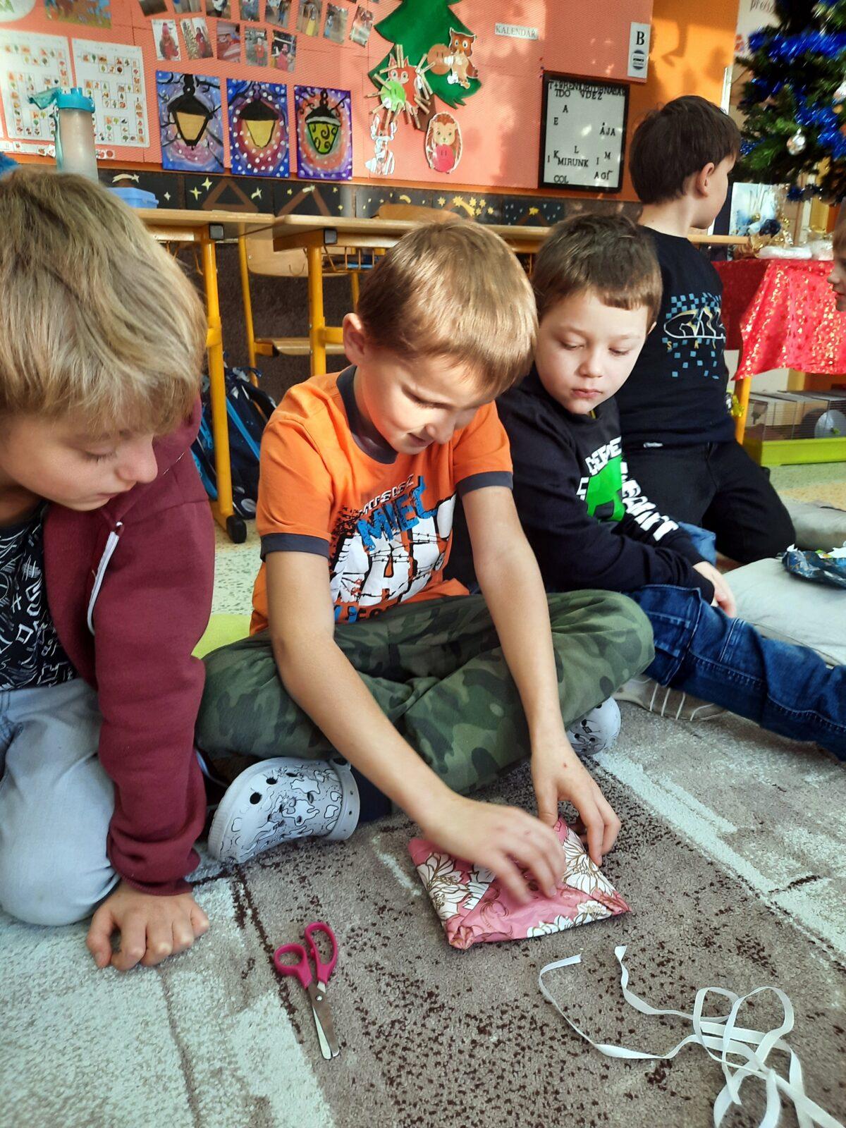 3. 1. Vánoční besídka ve 2. třídě - 4