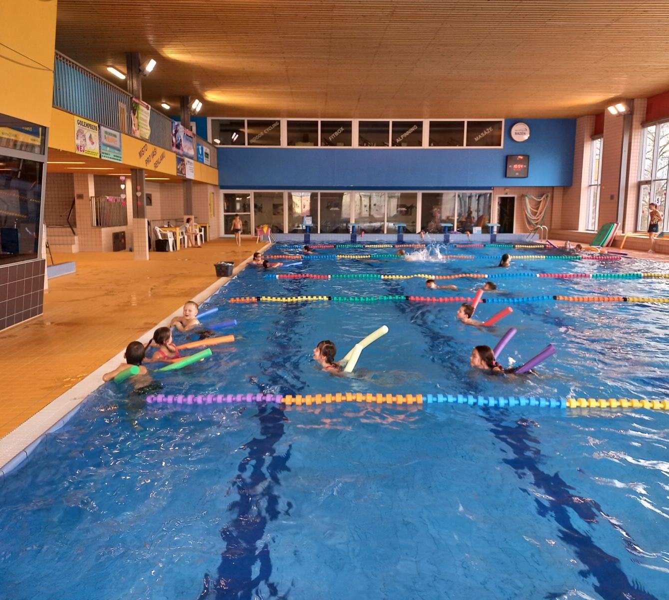 Zahájení plaveckého výcviku - 1. a 5. třída - 8