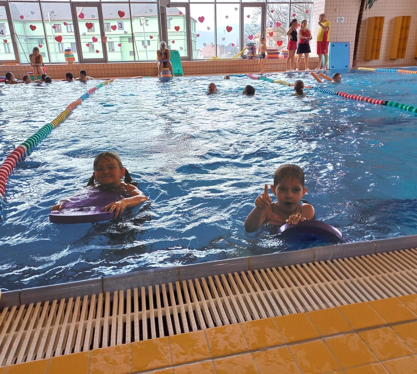 Zahájení plaveckého výcviku - 1. a 5. třída - 10