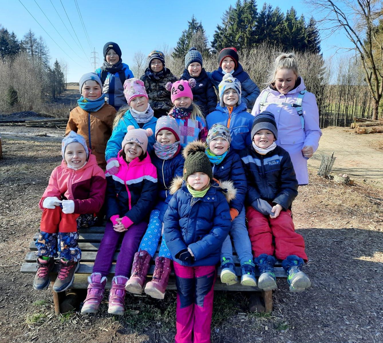 11. 3. Přírodovědná vycházka do lesa, 2. třída - 1