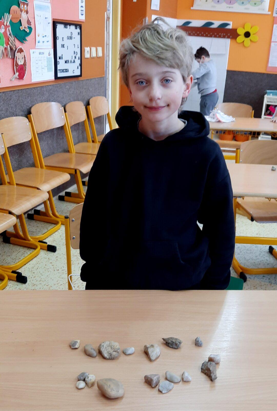 11. 3. Přírodovědná vycházka do lesa, 2. třída - 18