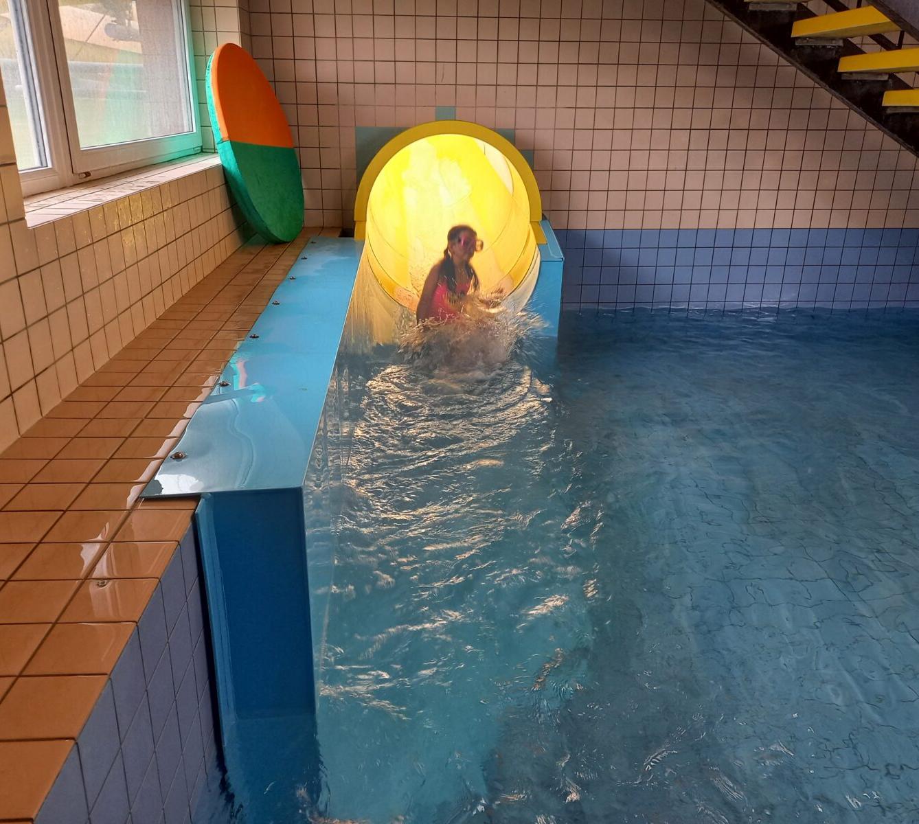 Ukončení plaveckého výcviku - 1. a 5. třída - 11