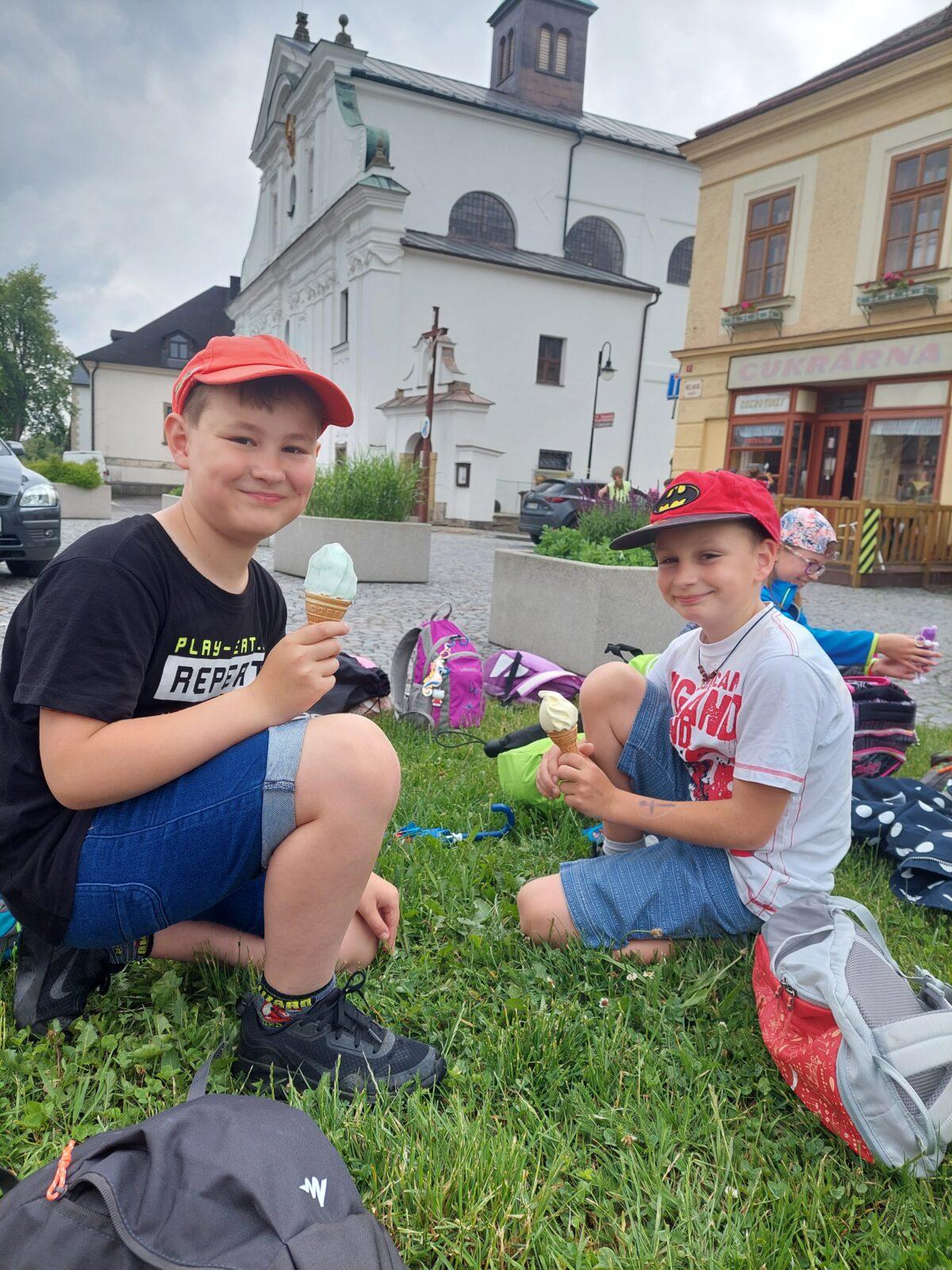 Třeťáci - školní výlet do SkiPi parku - 11