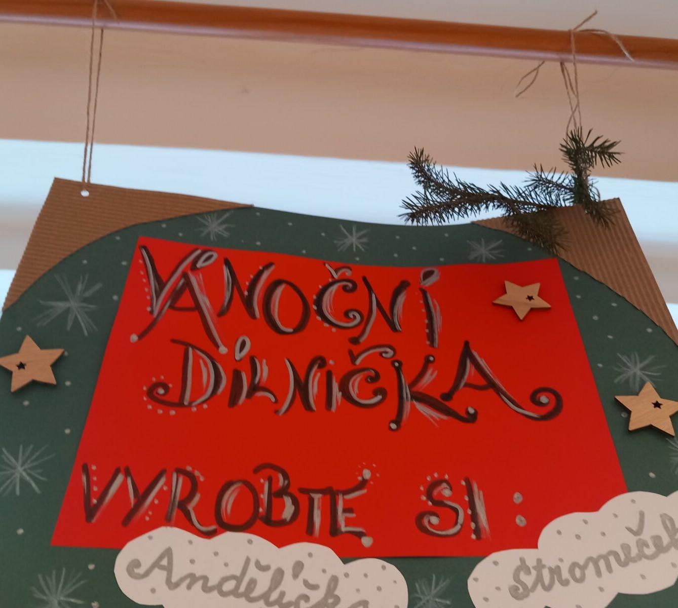 Vánoční setkání s rodiči - společné tvoření, hledání vánočního pokladu, zpívání koled, ochutnávka cukroví a punče... - 10