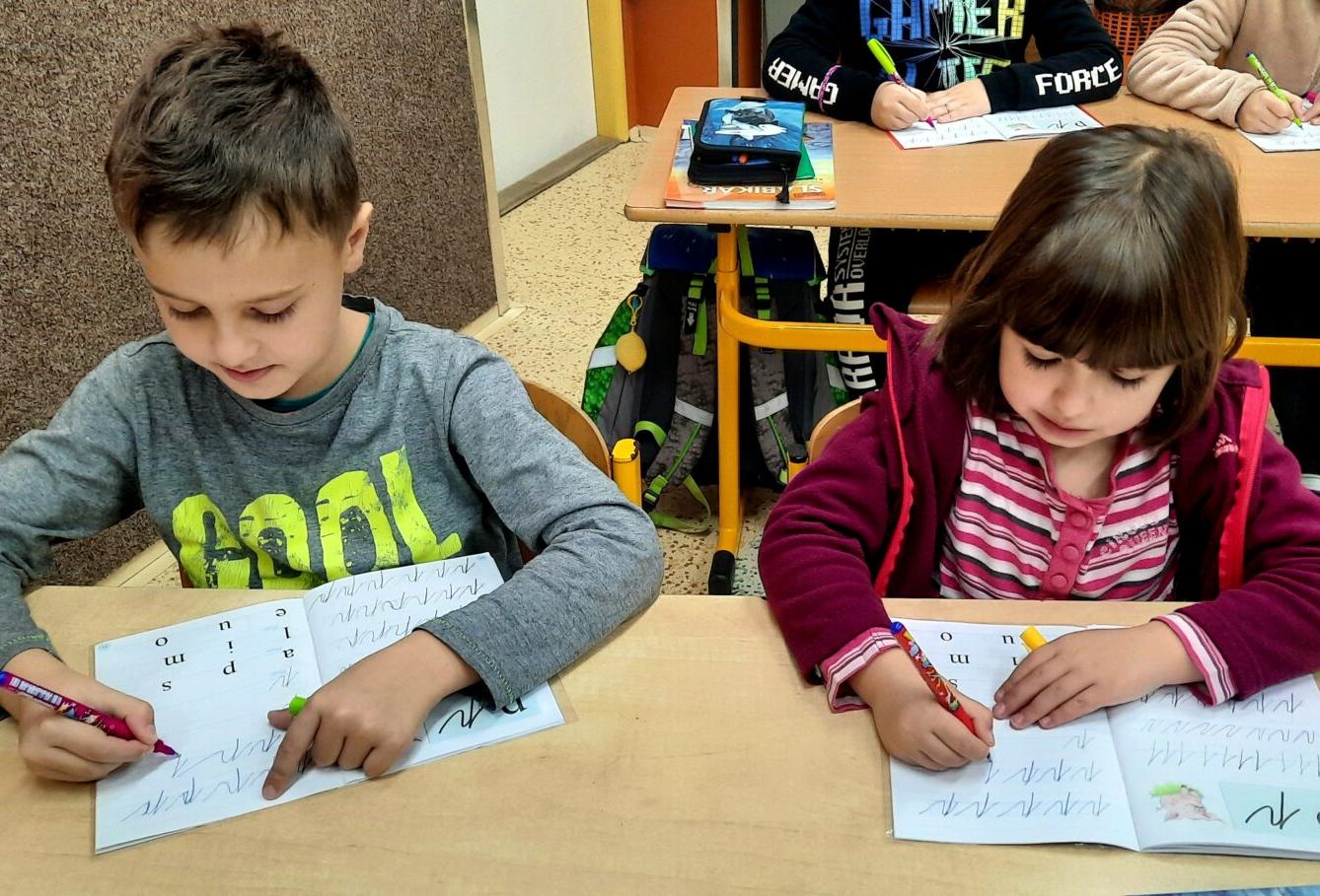 20. 12. Předávání pera v 1.B - 7