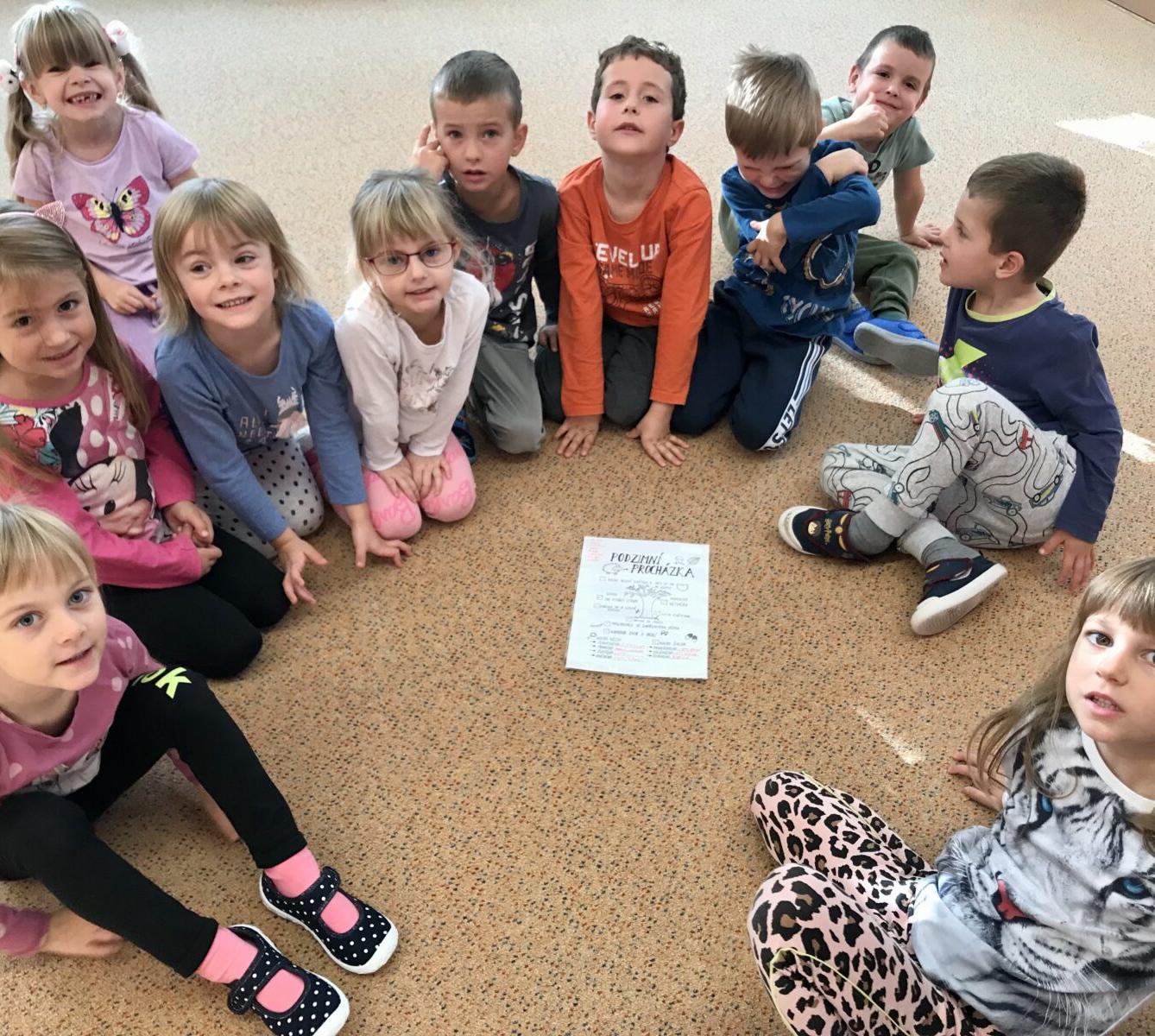 SOVIČKY: ,,LISTÍ ŽLOUTNE POLETUJE" - 16