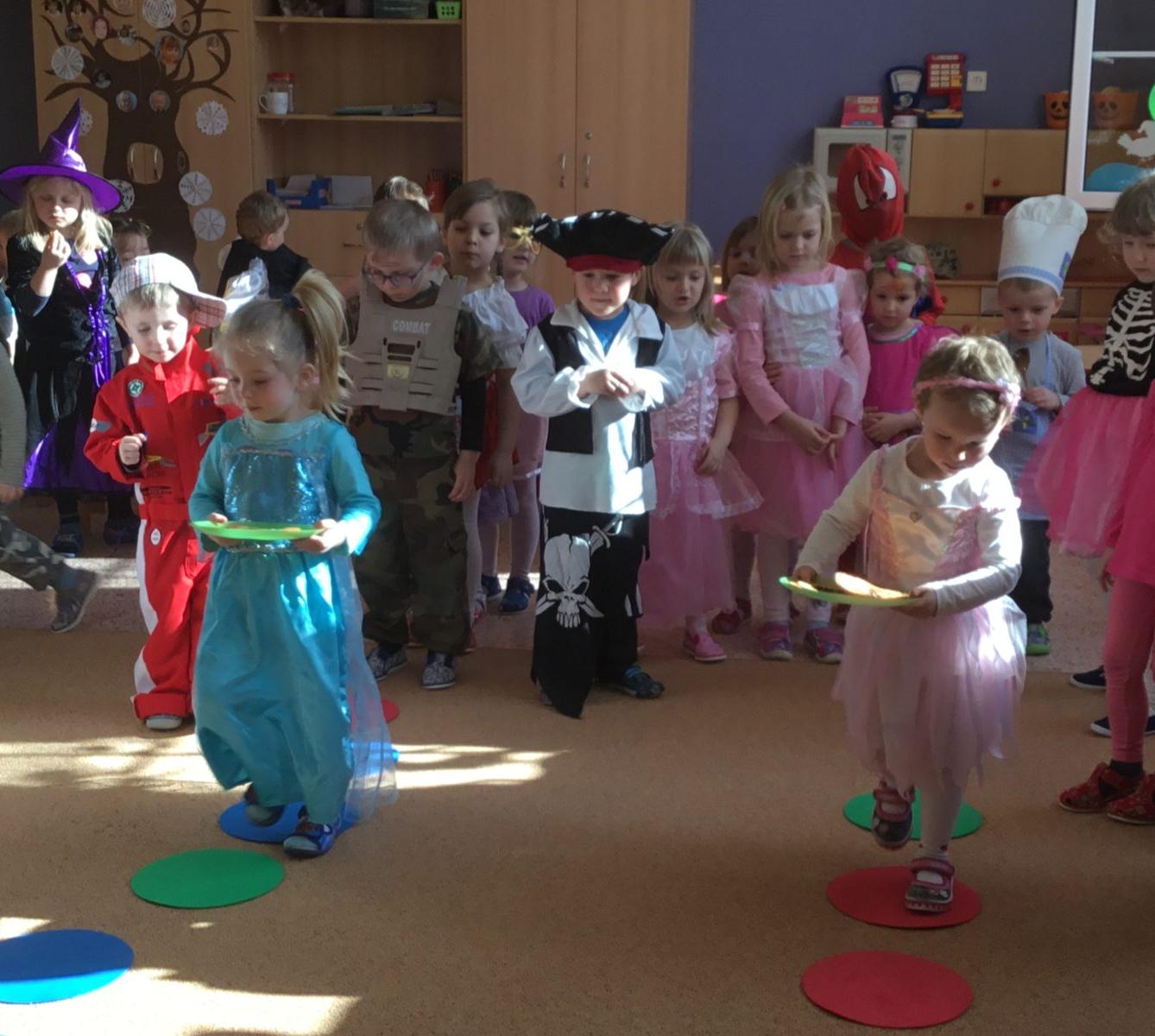 Karnevalové dopoledne v MŠ - 9