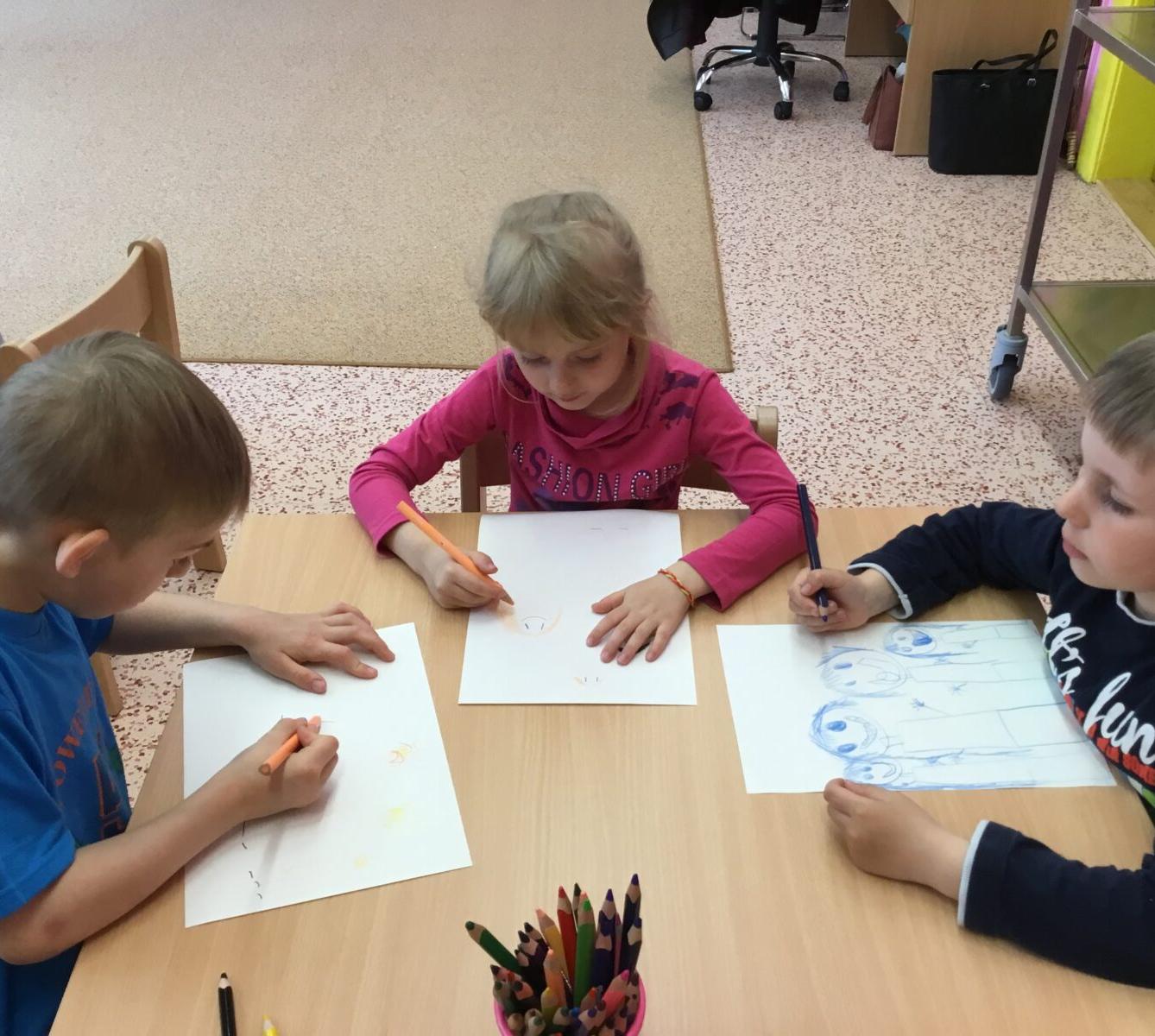 SOVIČKY: ,,MAMINKA MÁ SVÁTEK, RODINA" - 14