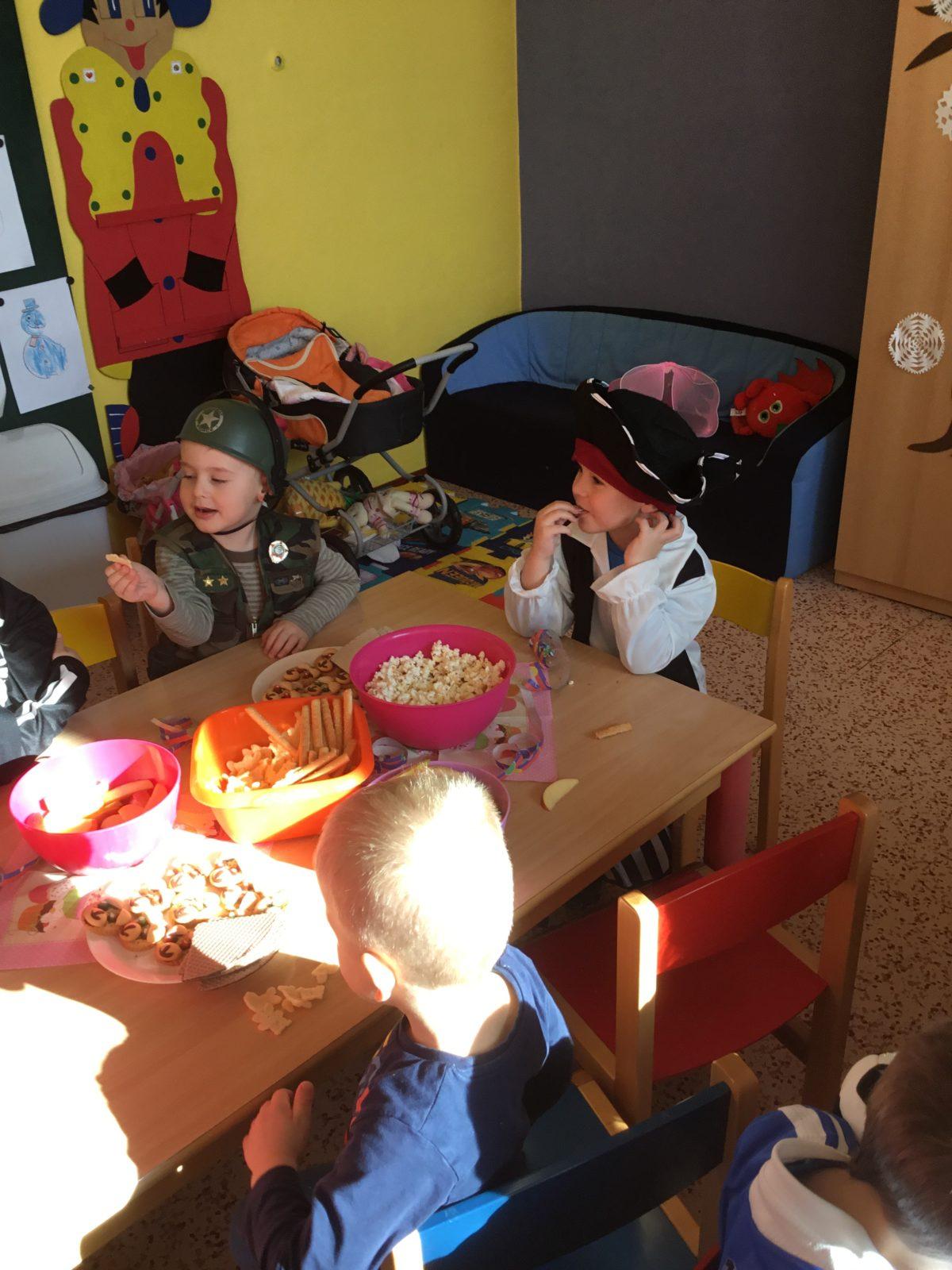 Karnevalové dopoledne v MŠ - 11