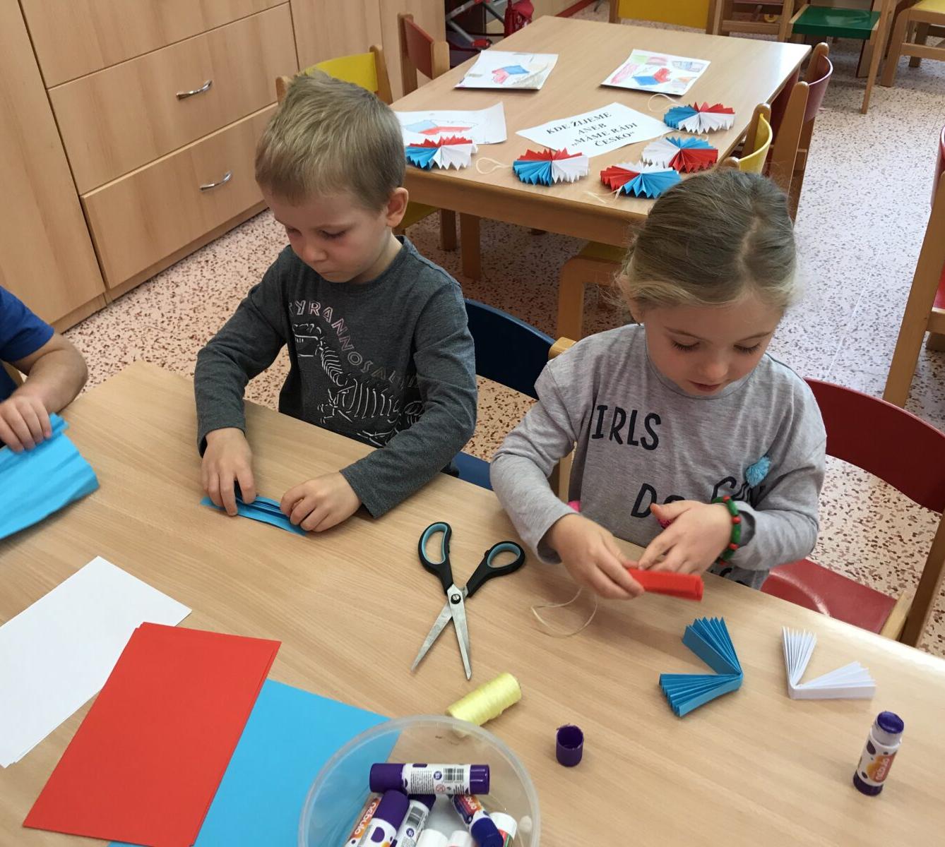 SOVIČKY: ,,KDE ŽIJEME ANEB MÁME RÁDI ČESKO" - 17