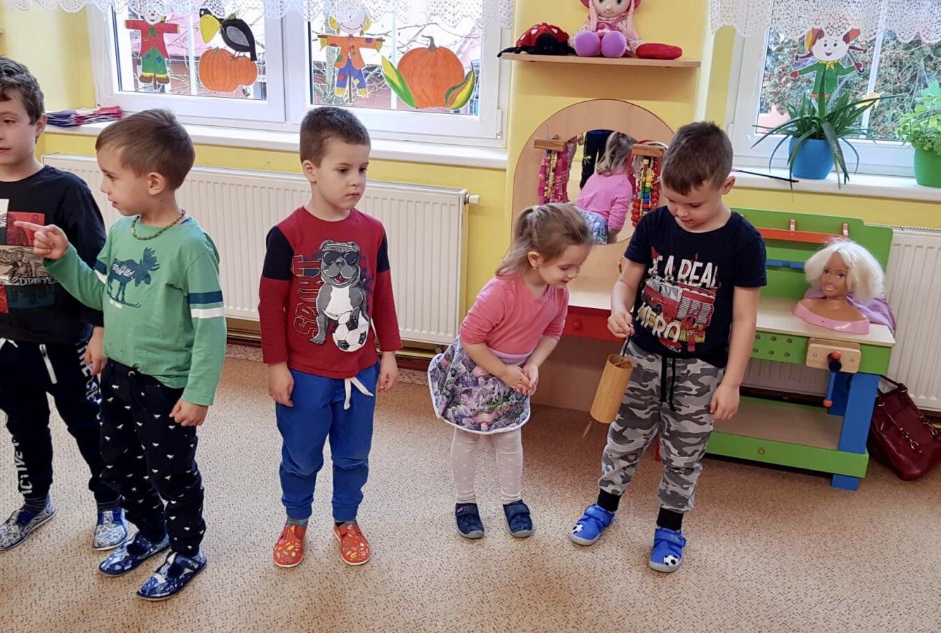 MUZIKOTERAPIE: ,,INDIÁNSKÁ POHÁDKA" - 18