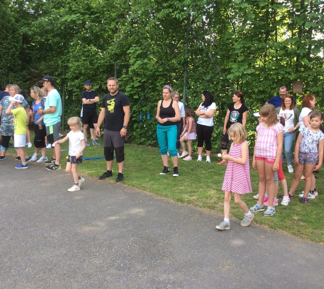 ŠD - sportovní odpoledne s rodiči - 14