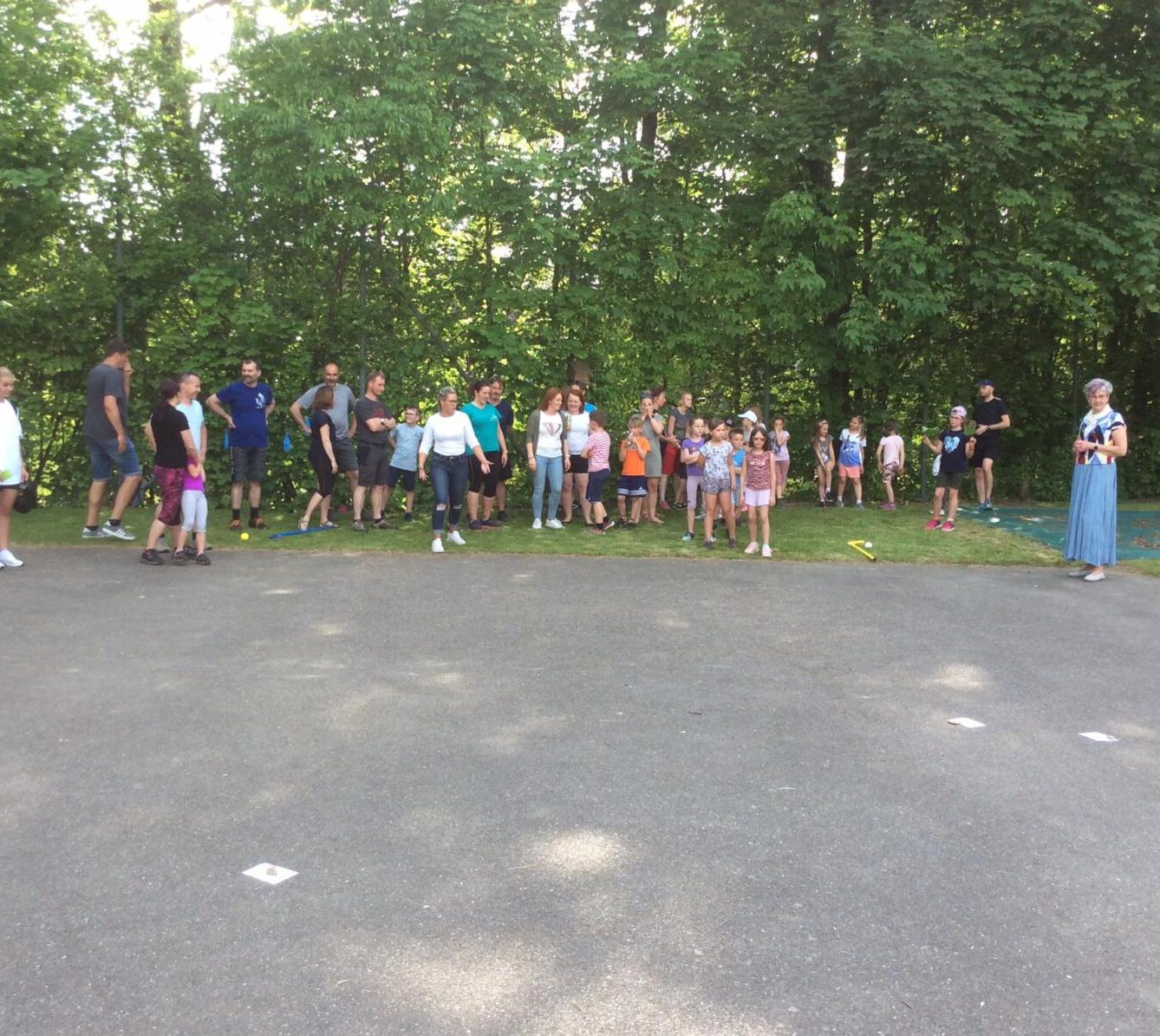 ŠD - sportovní odpoledne s rodiči - 49