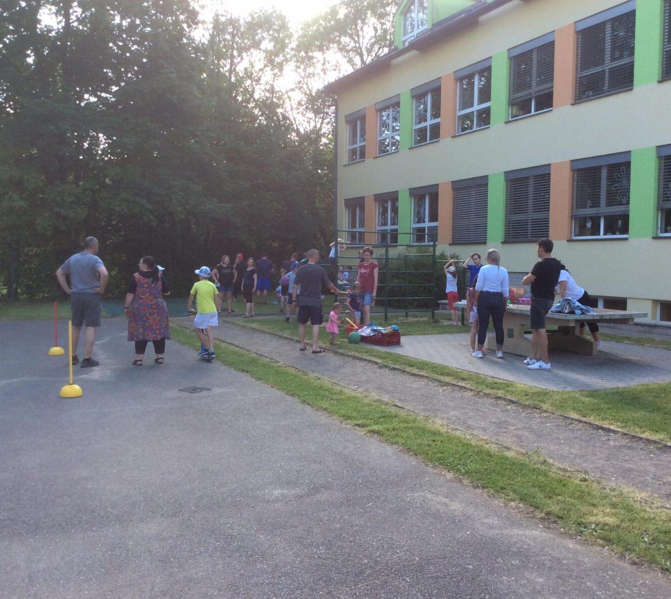 ŠD - sportovní odpoledne s rodiči - 53