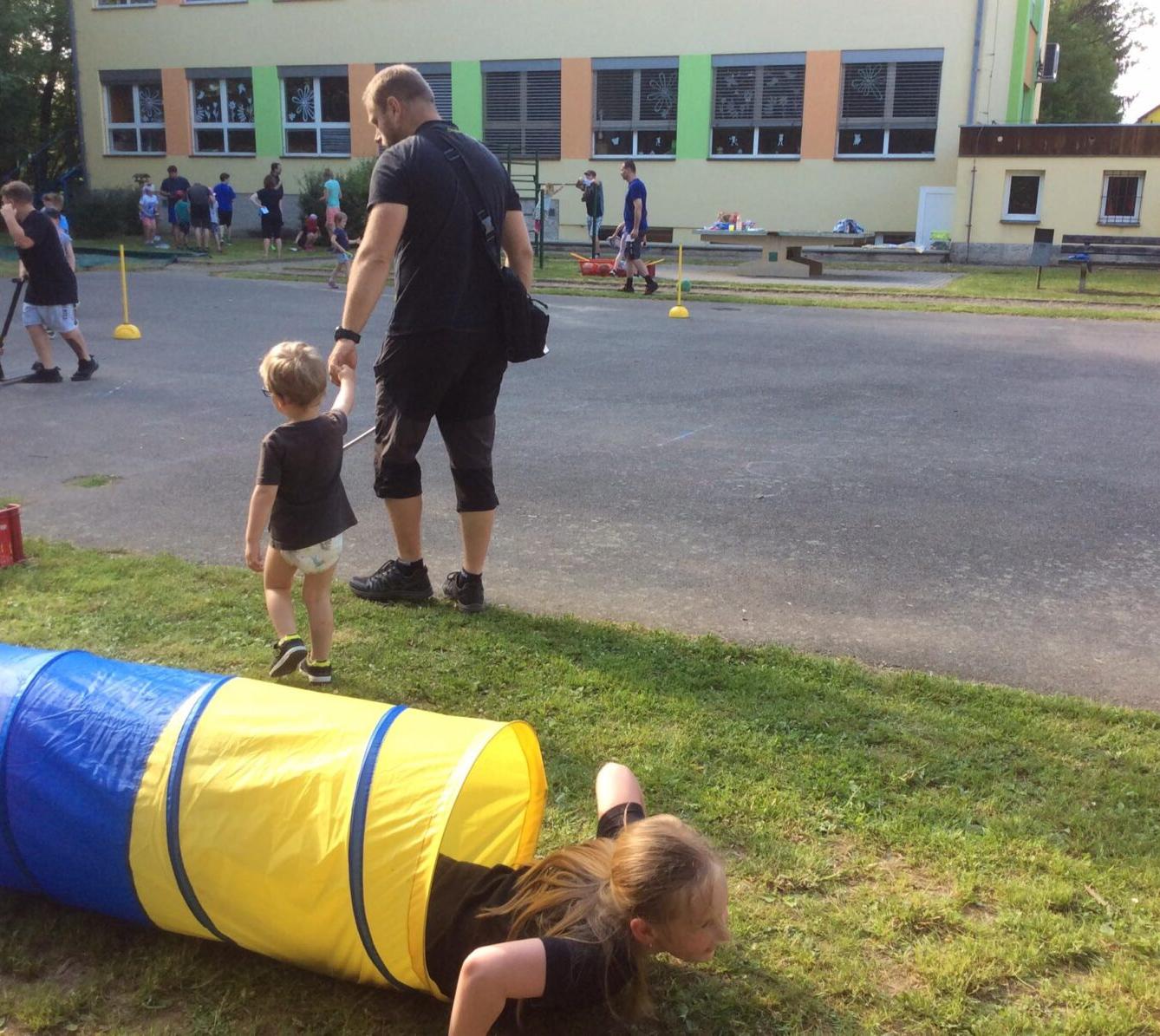 ŠD - sportovní odpoledne s rodiči - 78