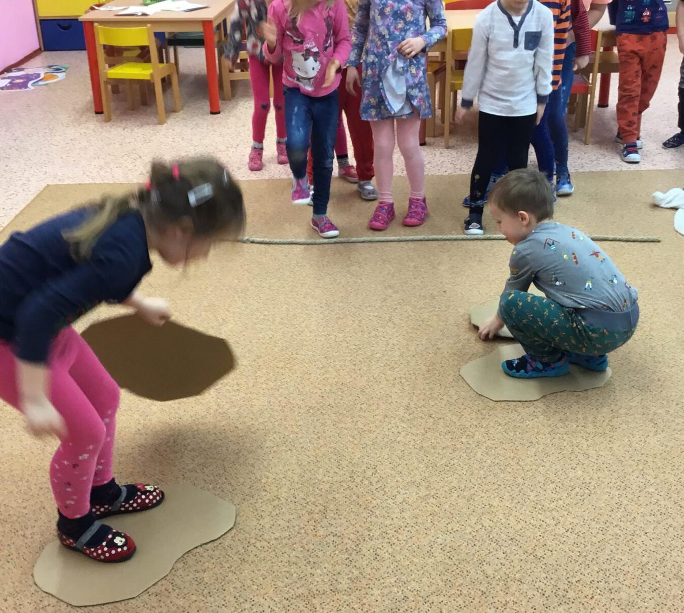 SOVIČKY: ,,ZIMNÍ RADOVÁNKY - VÝPRAVA NA SEVERNÍ A JIŽNÍ PÓL" - 22