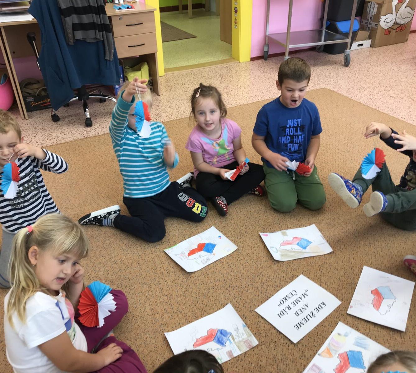 SOVIČKY: ,,KDE ŽIJEME ANEB MÁME RÁDI ČESKO" - 23