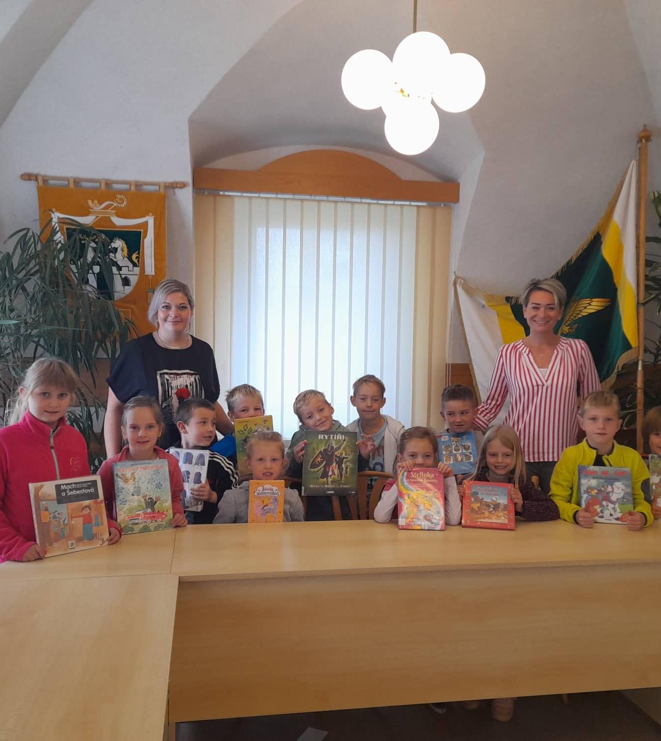 1.A v Obecní knihovně - 8