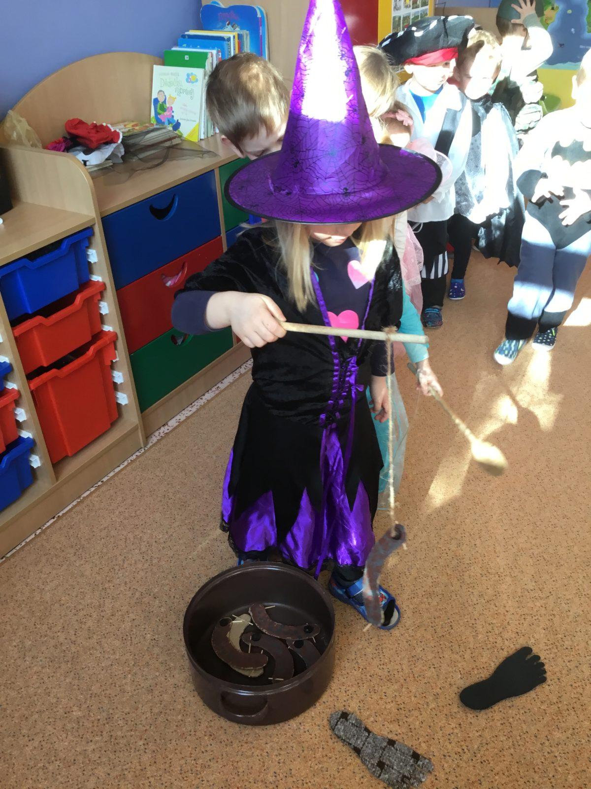 Karnevalové dopoledne v MŠ - 28