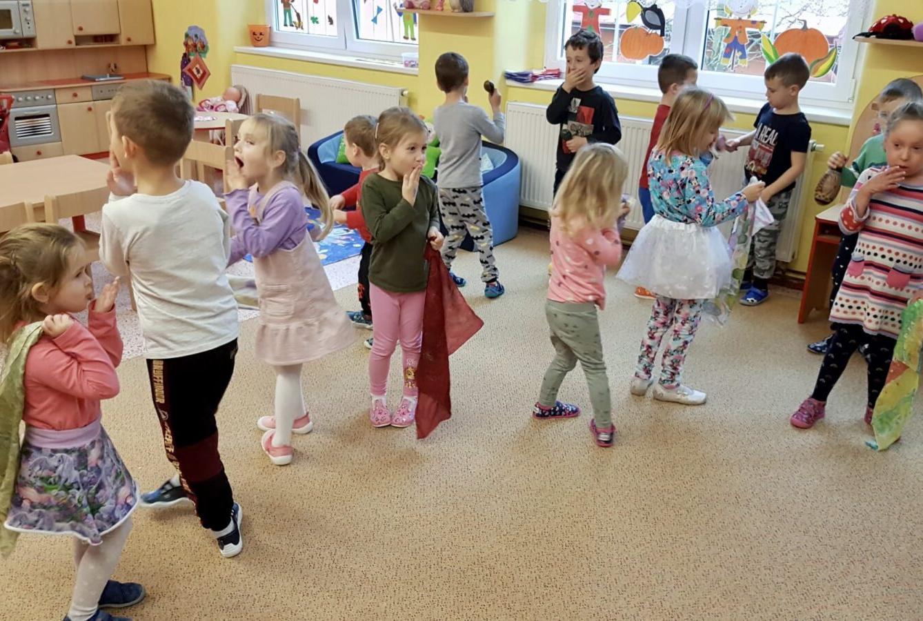 MUZIKOTERAPIE: ,,INDIÁNSKÁ POHÁDKA" - 20