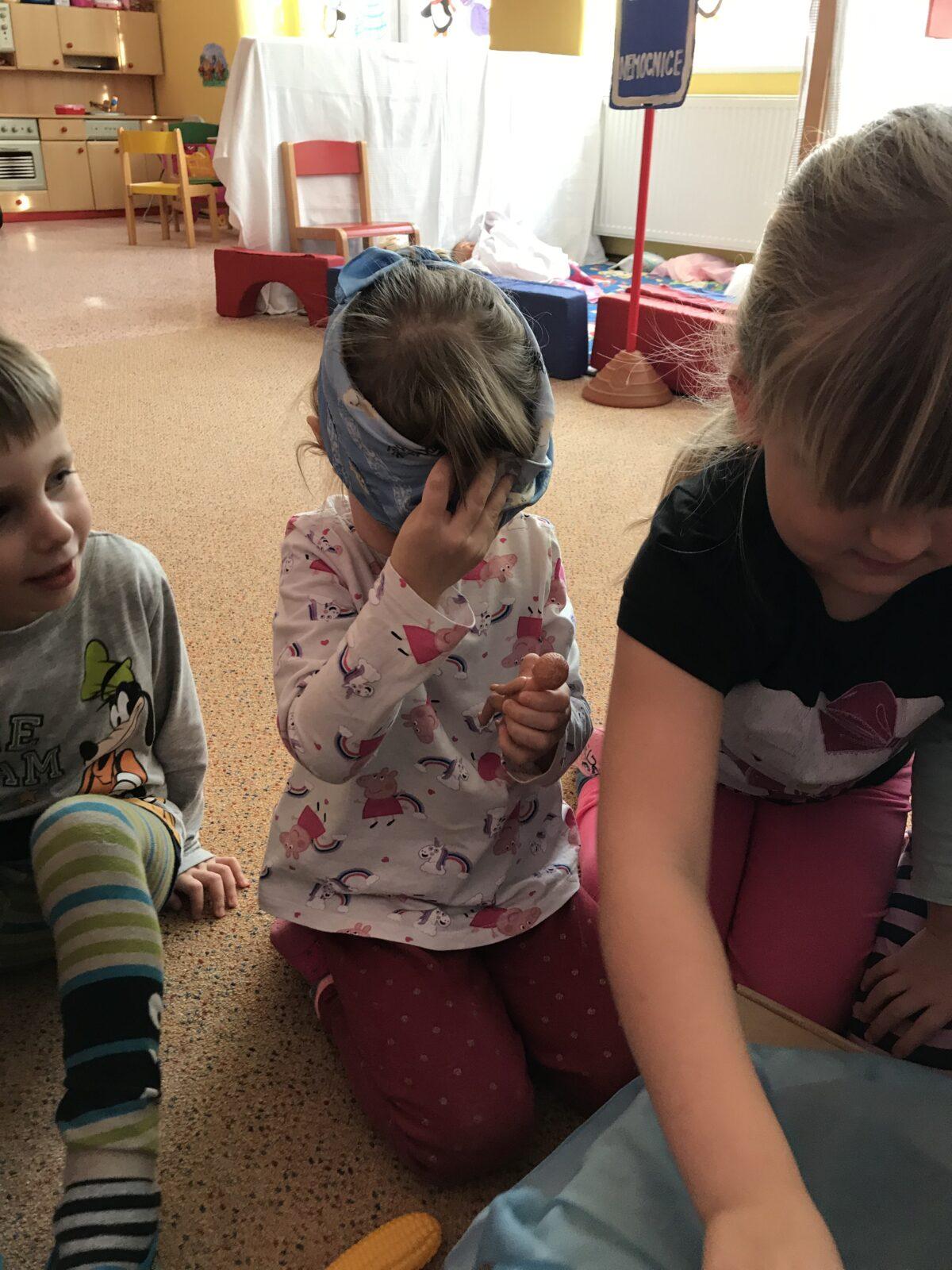 ODPOLEDNÍ HRY: ,,NAŠE SMYSLY" - 16