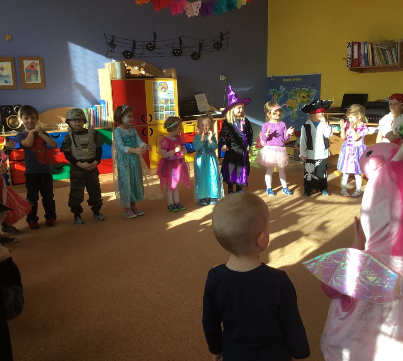 Karnevalové dopoledne v MŠ - 29