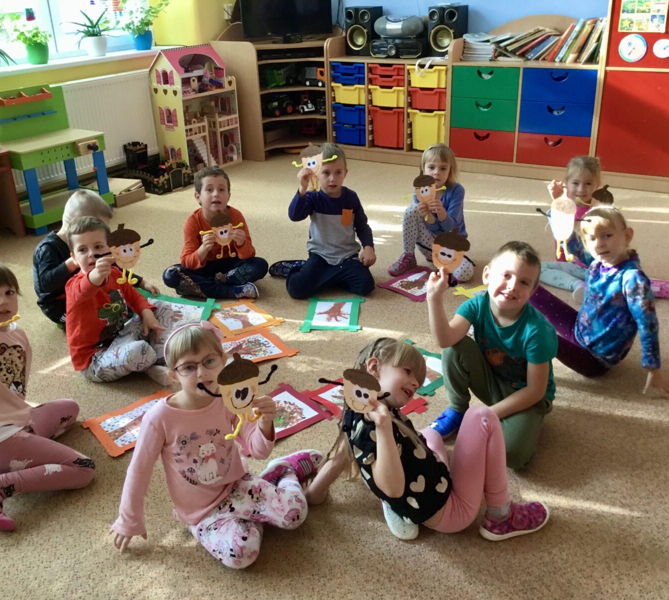 SOVIČKY: ,,LISTÍ ŽLOUTNE POLETUJE" - 40