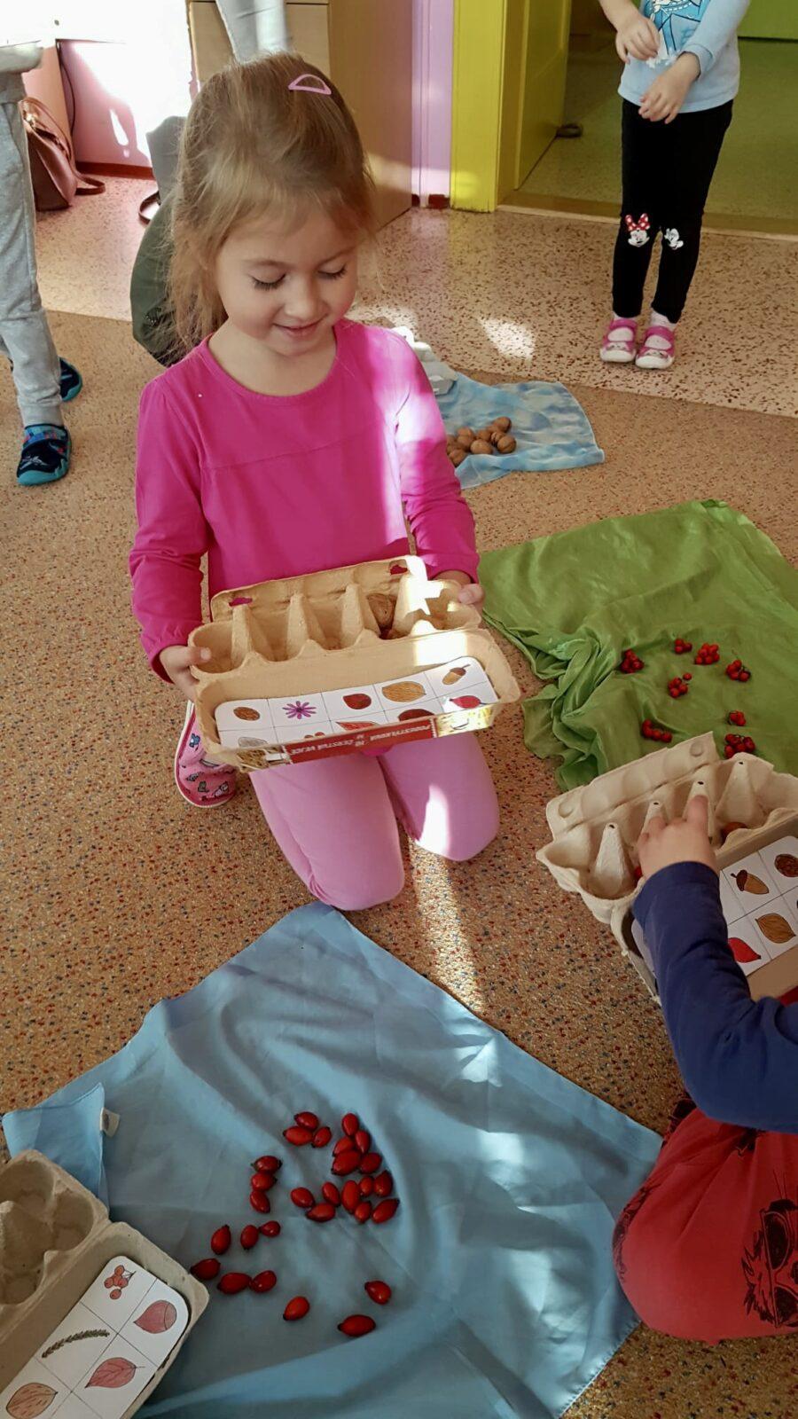 SOVIČKY: ,,LISTÍ ŽLOUTNE POLETUJE" - 42