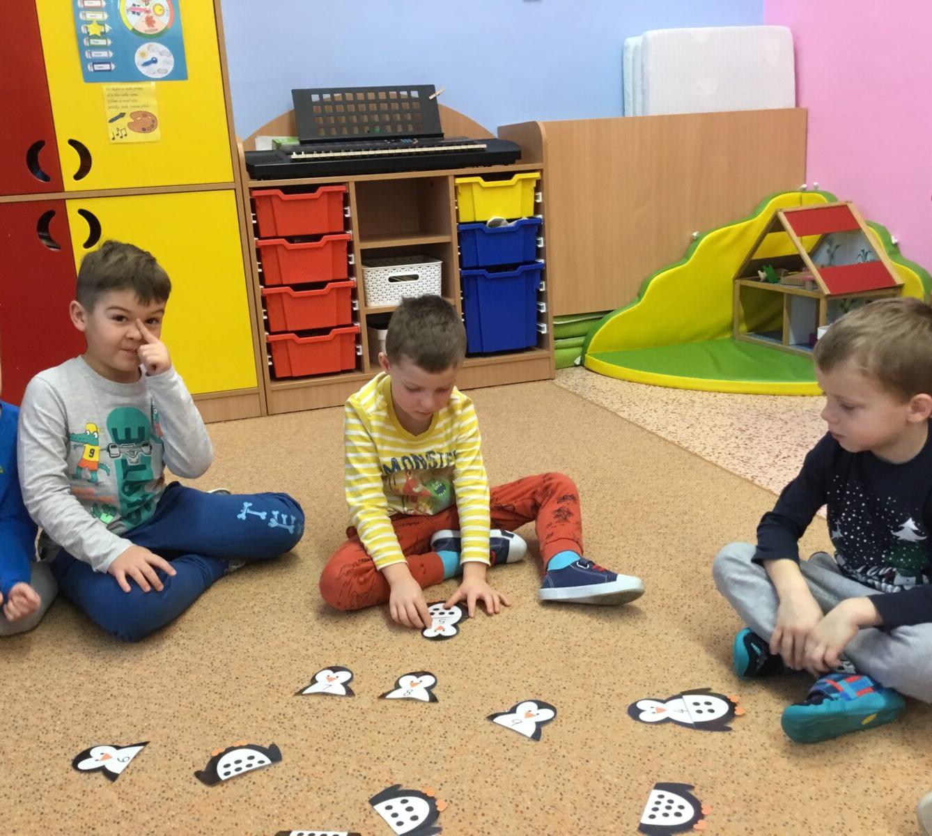 SOVIČKY: ,,ZIMNÍ RADOVÁNKY - VÝPRAVA NA SEVERNÍ A JIŽNÍ PÓL" - 39