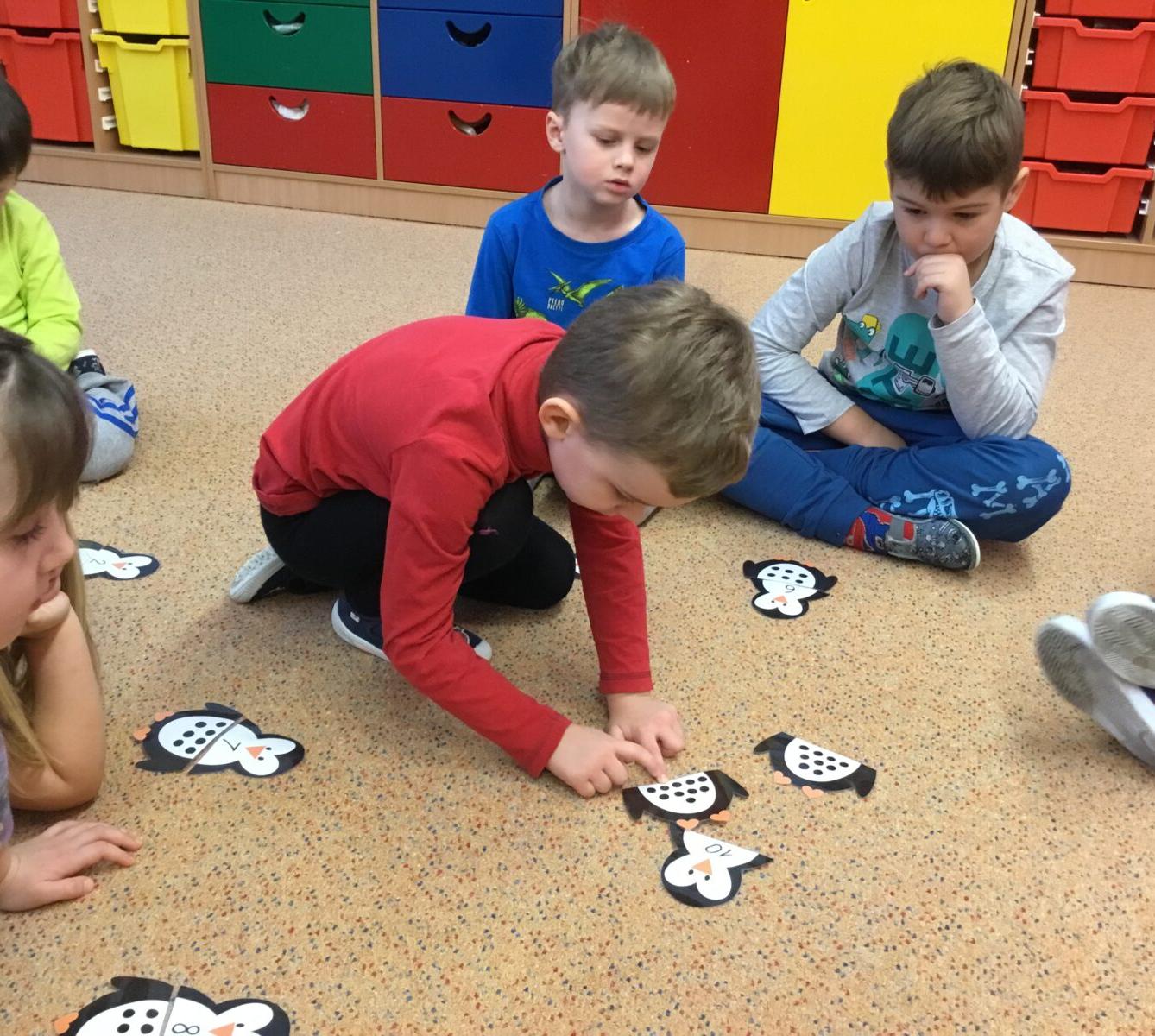 SOVIČKY: ,,ZIMNÍ RADOVÁNKY - VÝPRAVA NA SEVERNÍ A JIŽNÍ PÓL" - 41