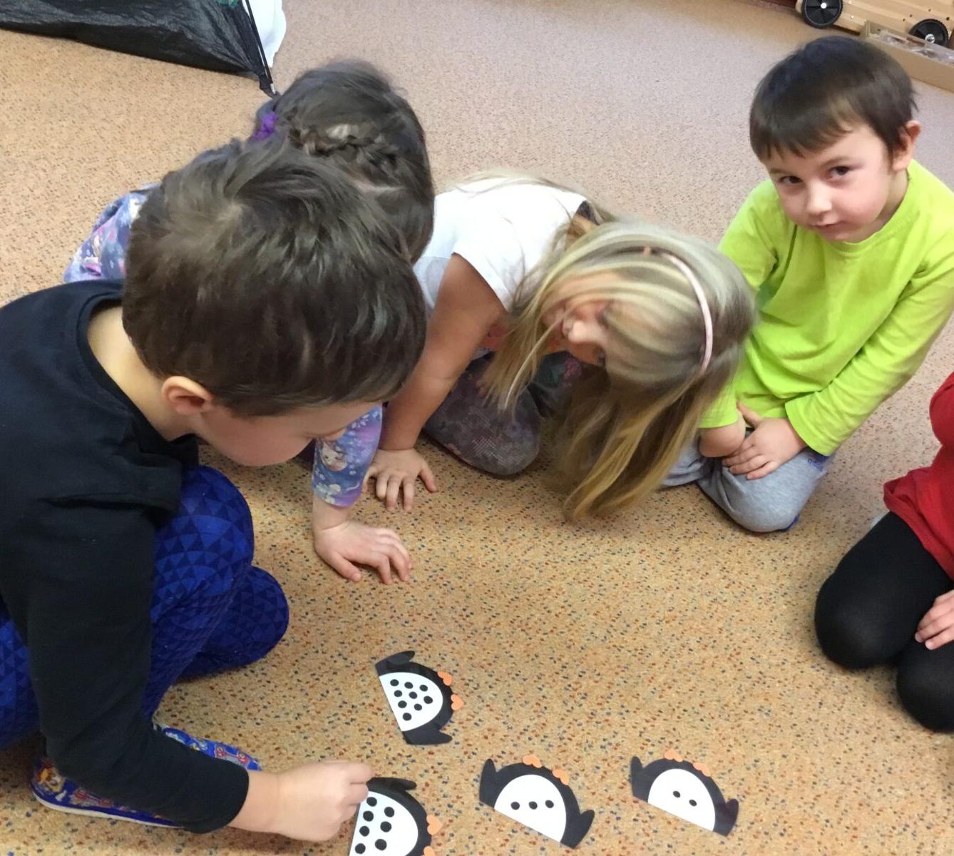 SOVIČKY: ,,ZIMNÍ RADOVÁNKY - VÝPRAVA NA SEVERNÍ A JIŽNÍ PÓL" - 42