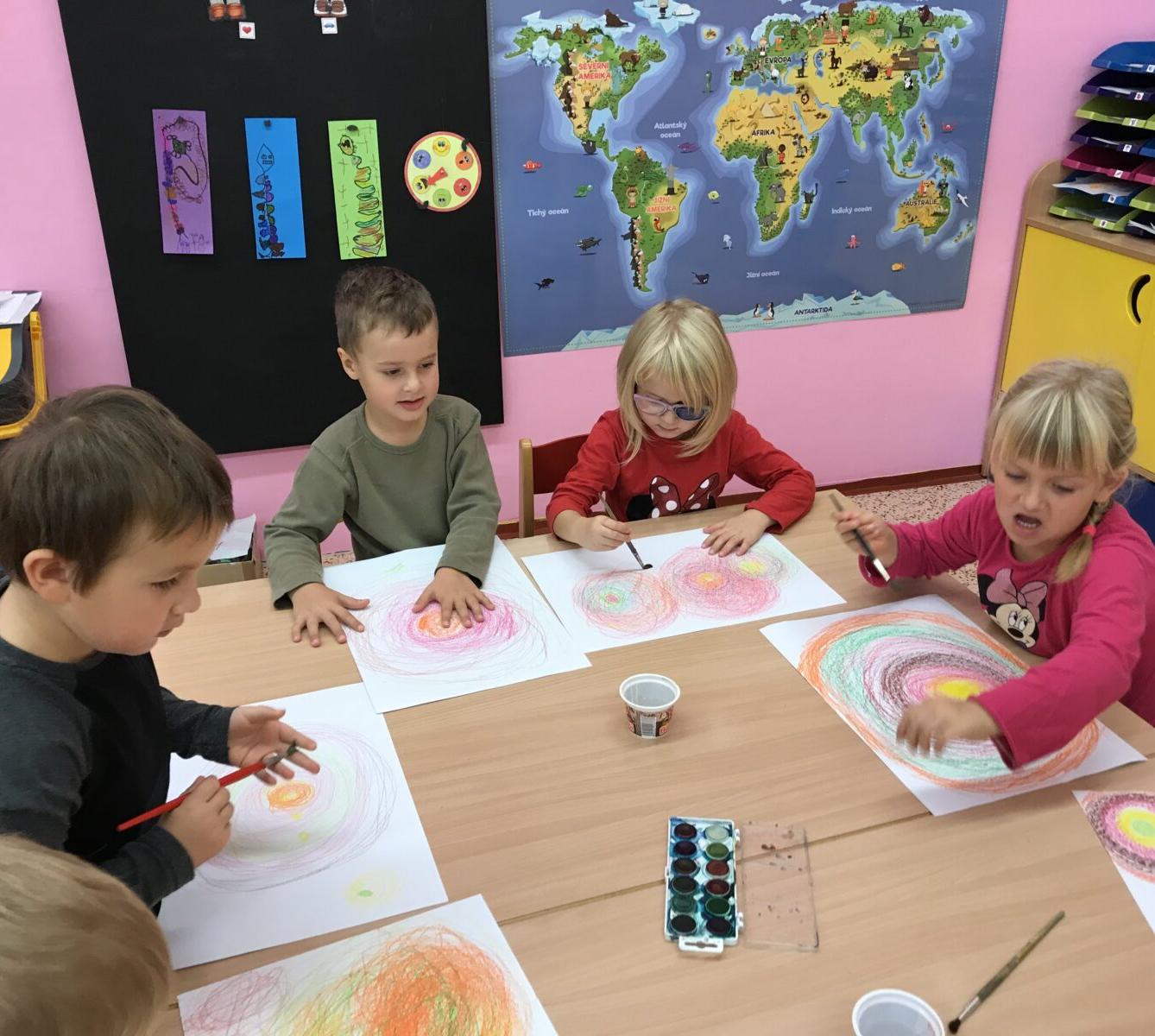 TVOŘENÍČKO: ,,LISTÍ ŽLOUTNE, POLETUJE" - 34