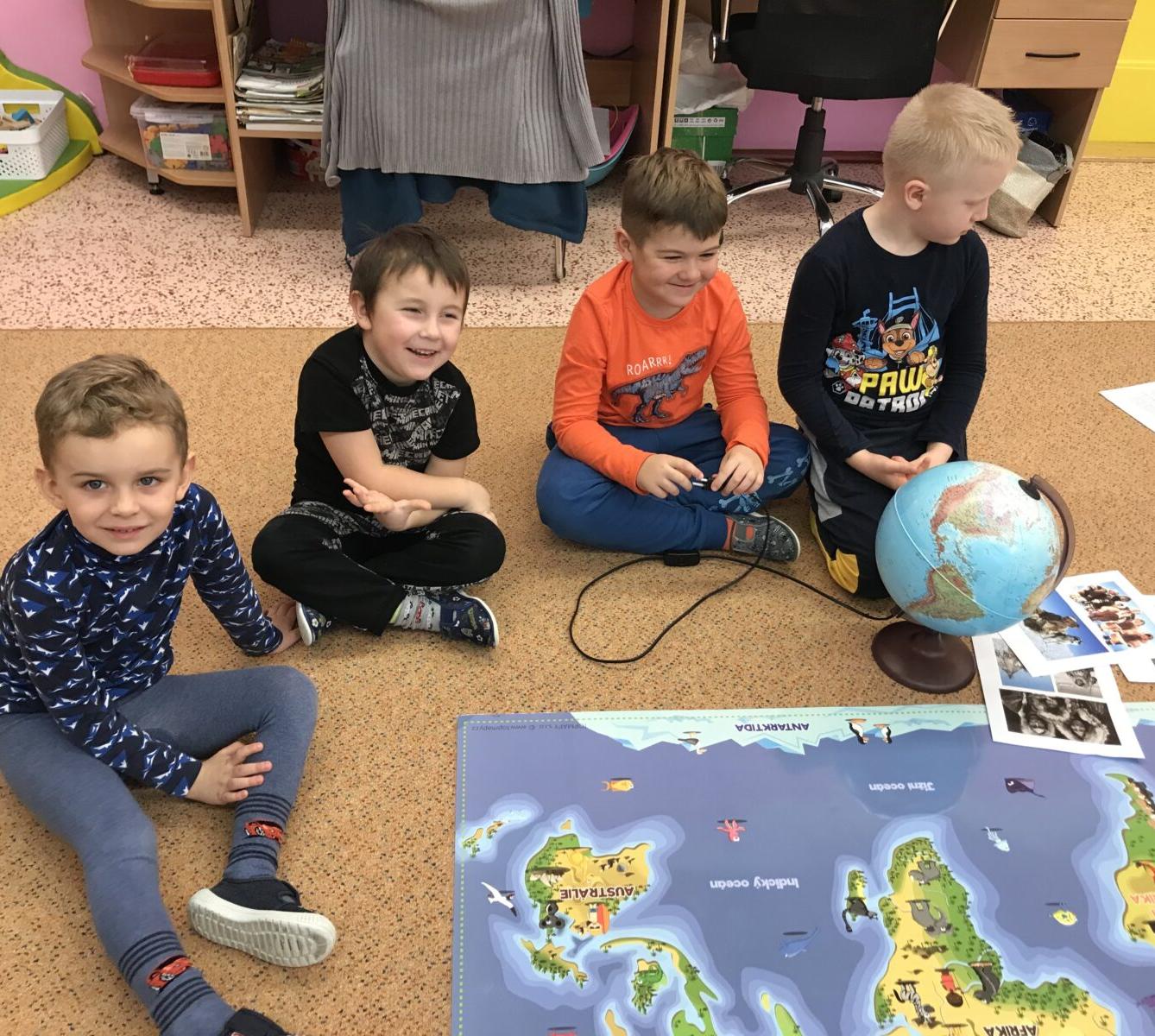 SOVIČKY: ,,ZIMNÍ RADOVÁNKY - VÝPRAVA NA SEVERNÍ A JIŽNÍ PÓL" - 56