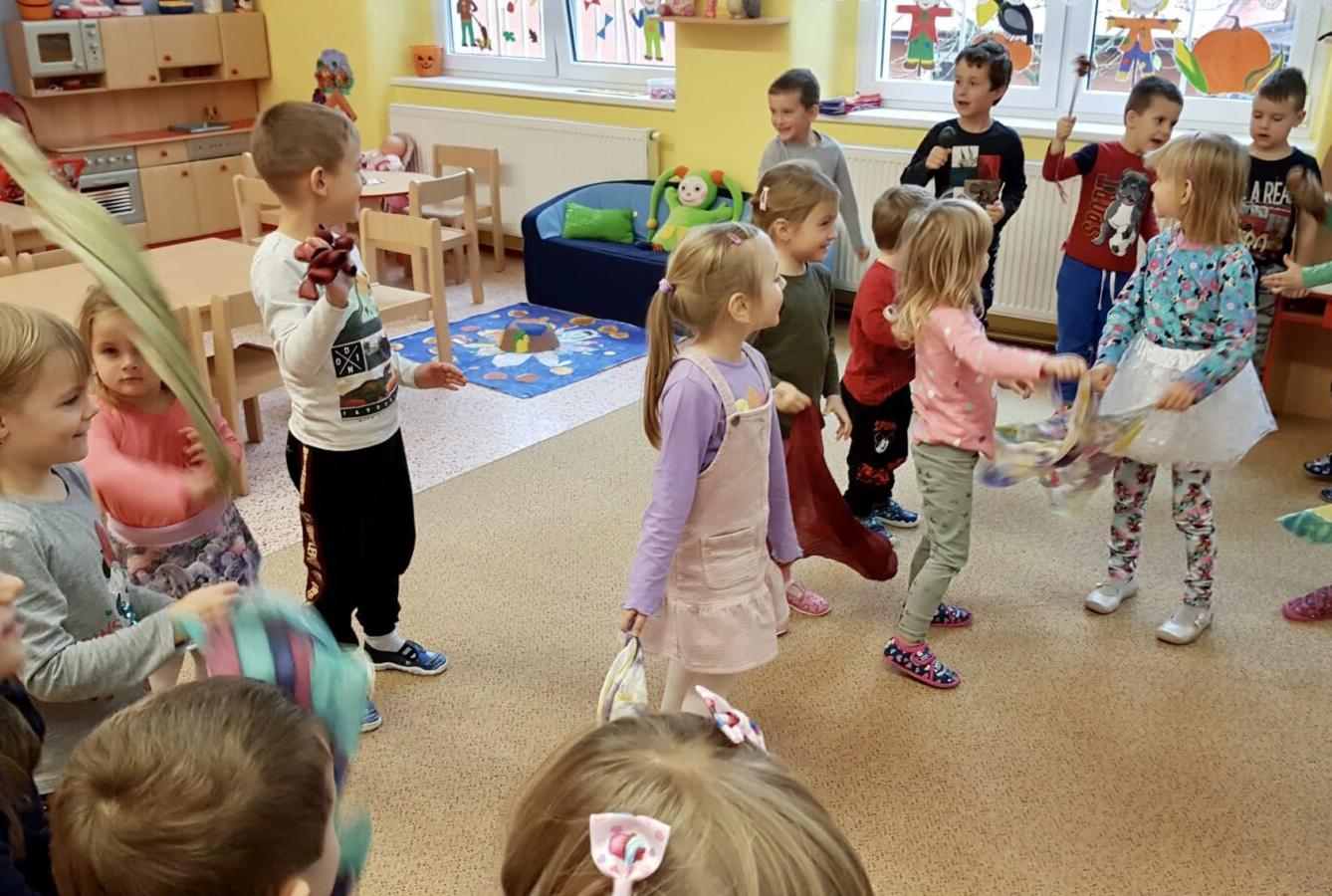 MUZIKOTERAPIE: ,,INDIÁNSKÁ POHÁDKA" - 23