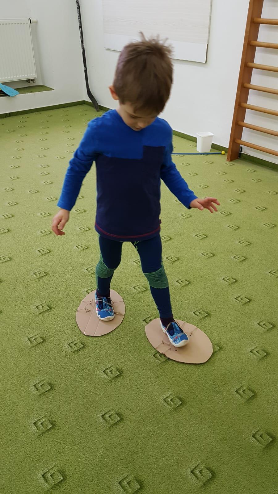 broučci:eskymáci to jsou máci... - 44