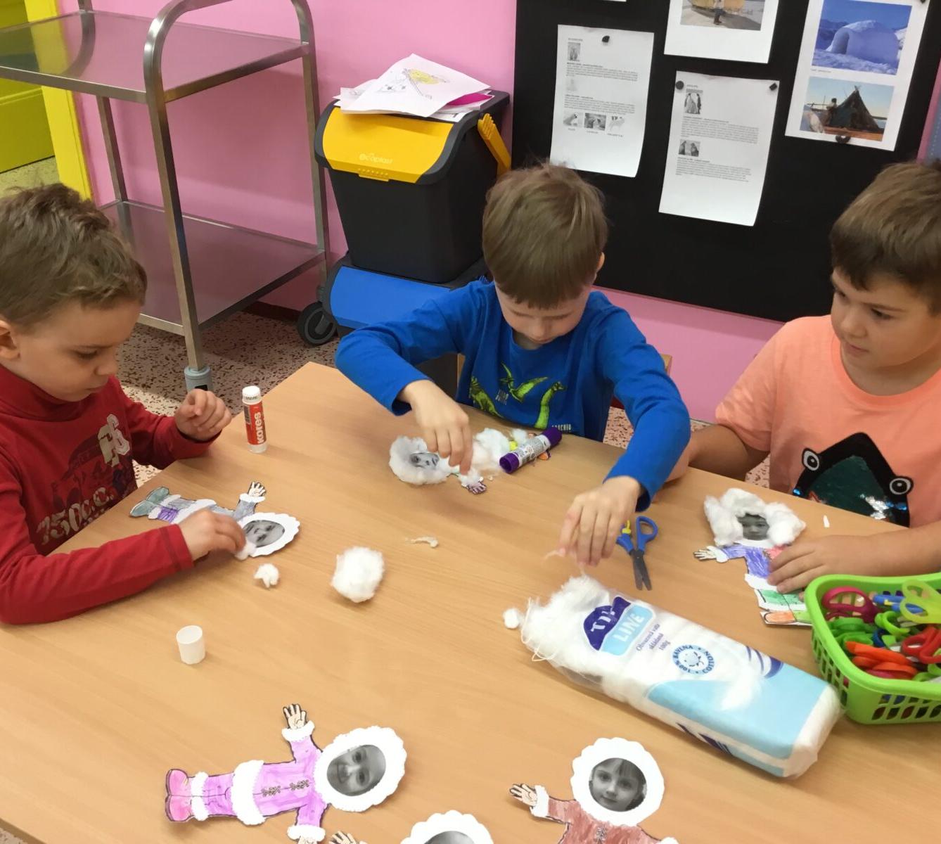 SOVIČKY: ,,ZIMNÍ RADOVÁNKY - VÝPRAVA NA SEVERNÍ A JIŽNÍ PÓL" - 60