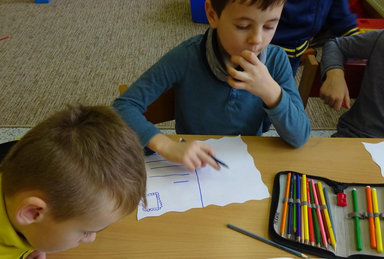 Listopad-Svátek Pohlednic a poštovní známky - 8