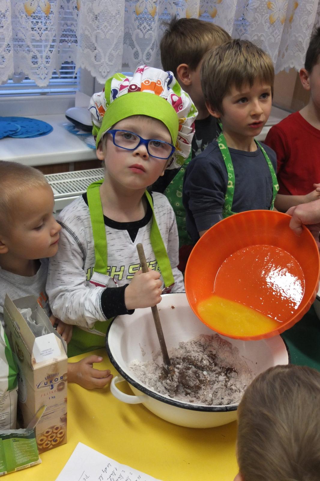 Pečení perníčků 27.11.2018 - 13