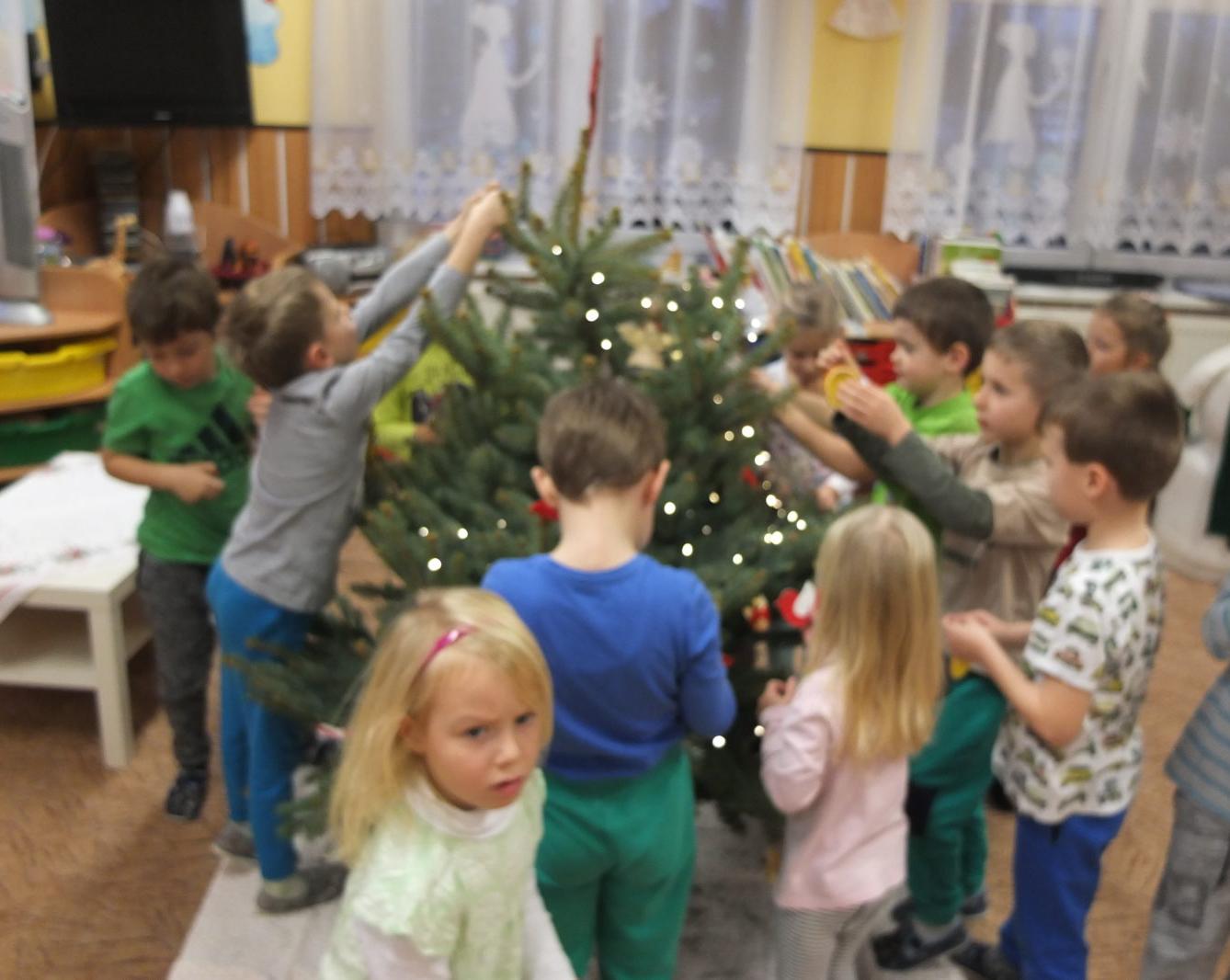 Strojení stromečku - 1