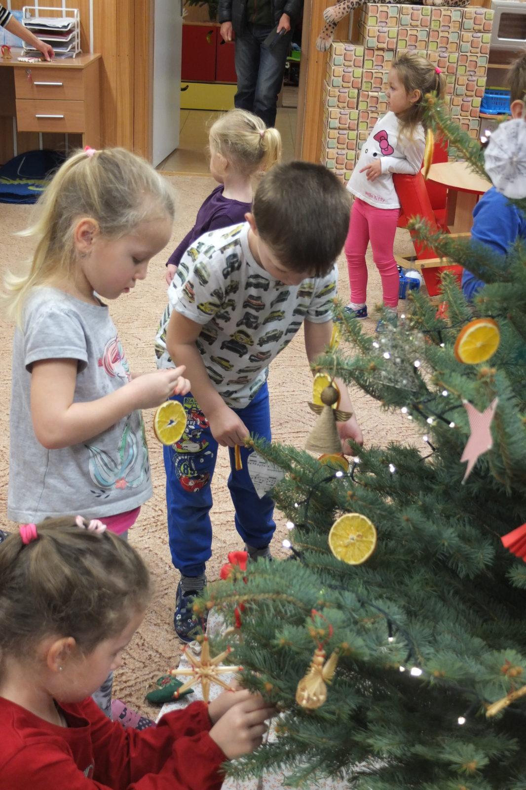 Strojení stromečku - 6