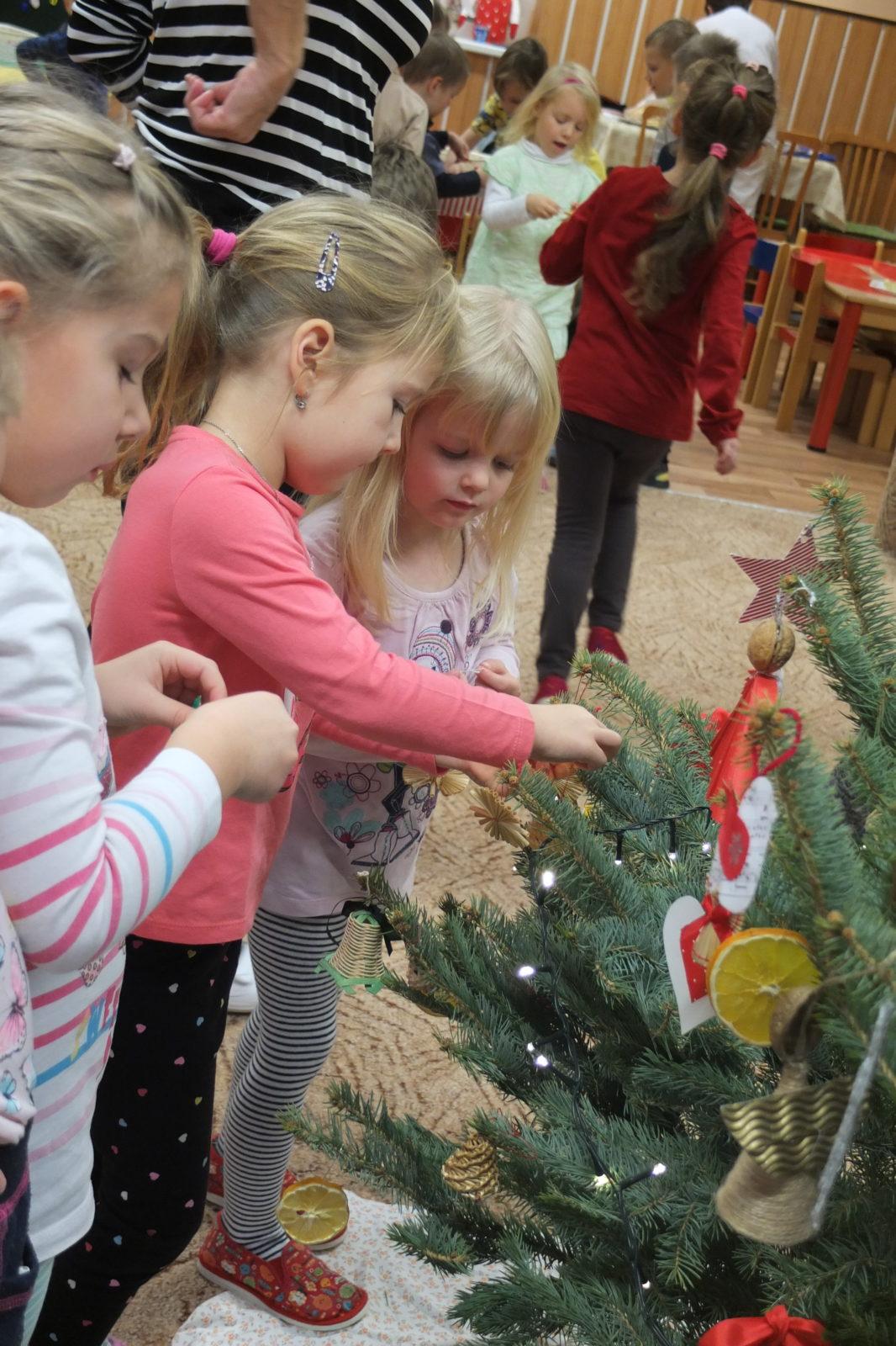 Strojení stromečku - 10