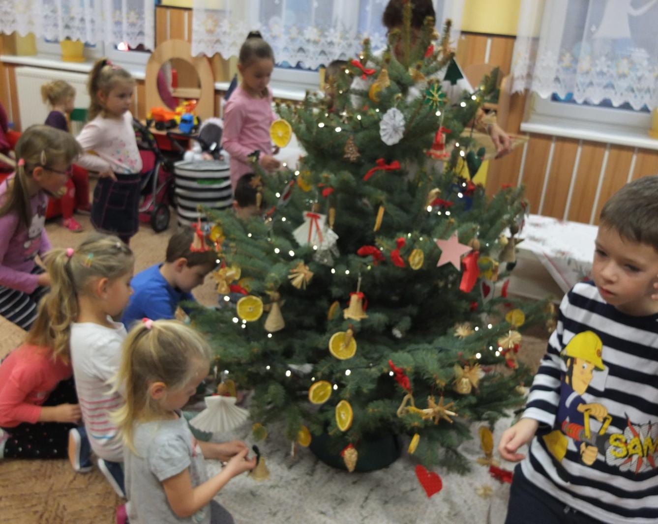 Strojení stromečku - 20