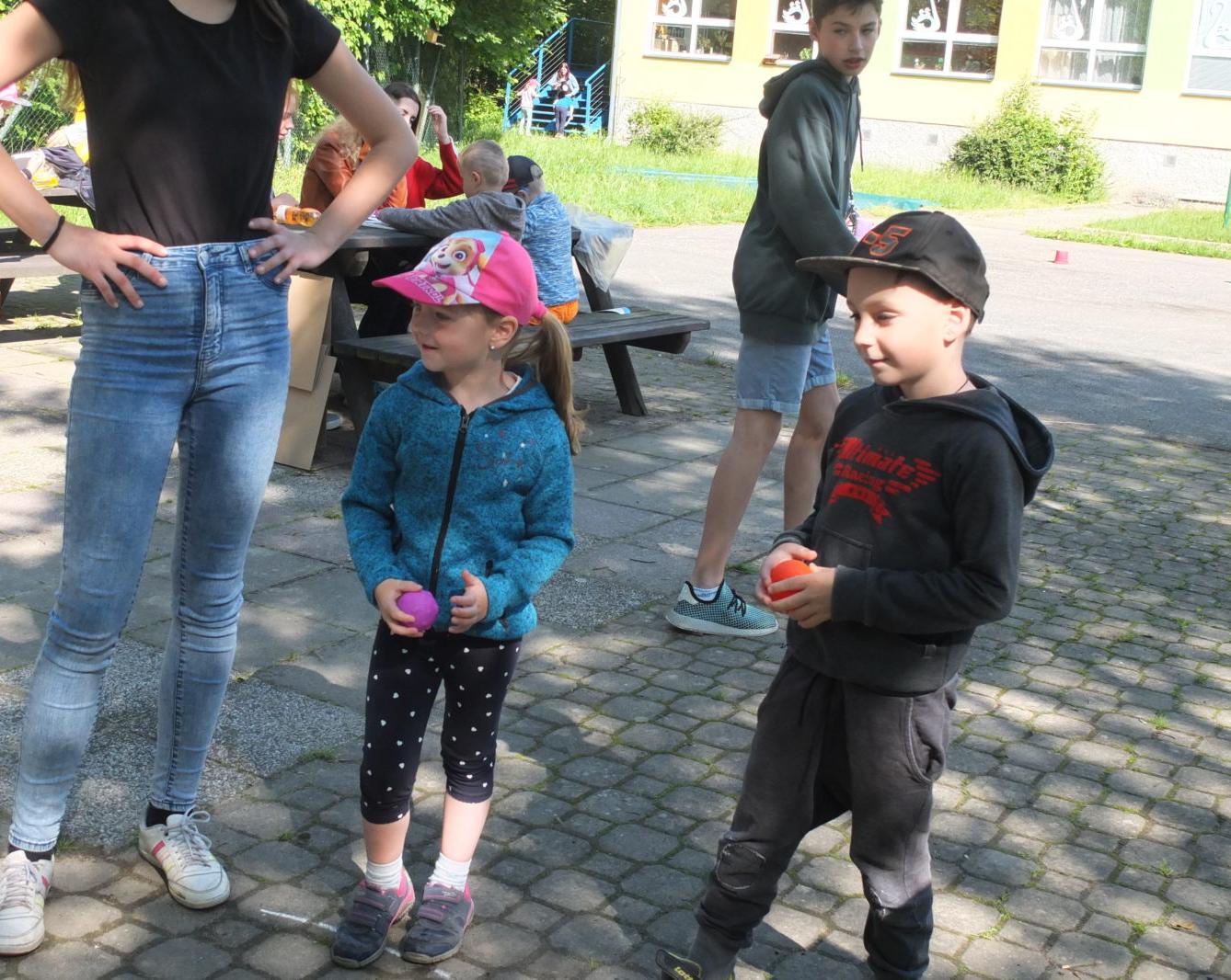 Hry s deváťáky - 2