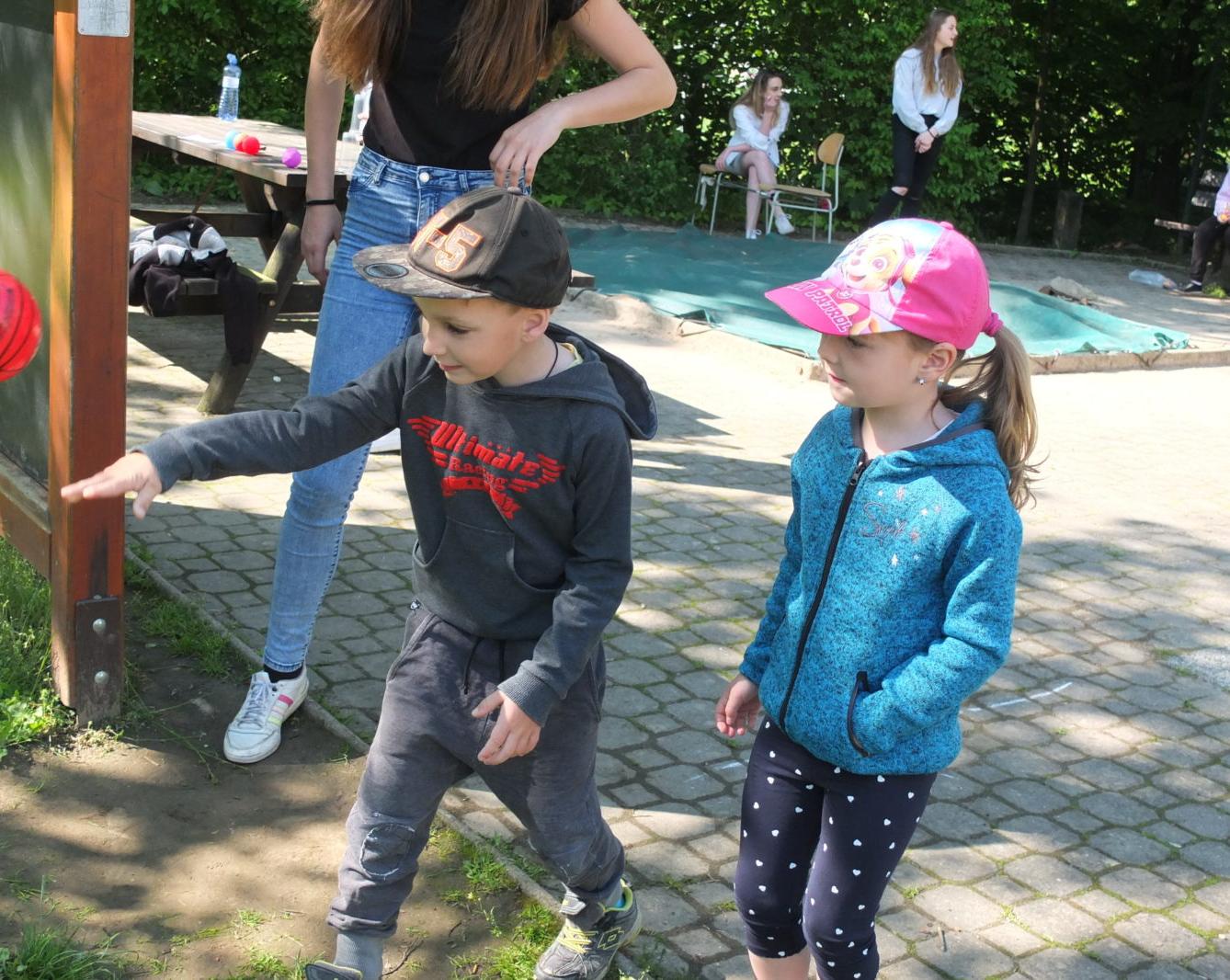 Hry s deváťáky - 6